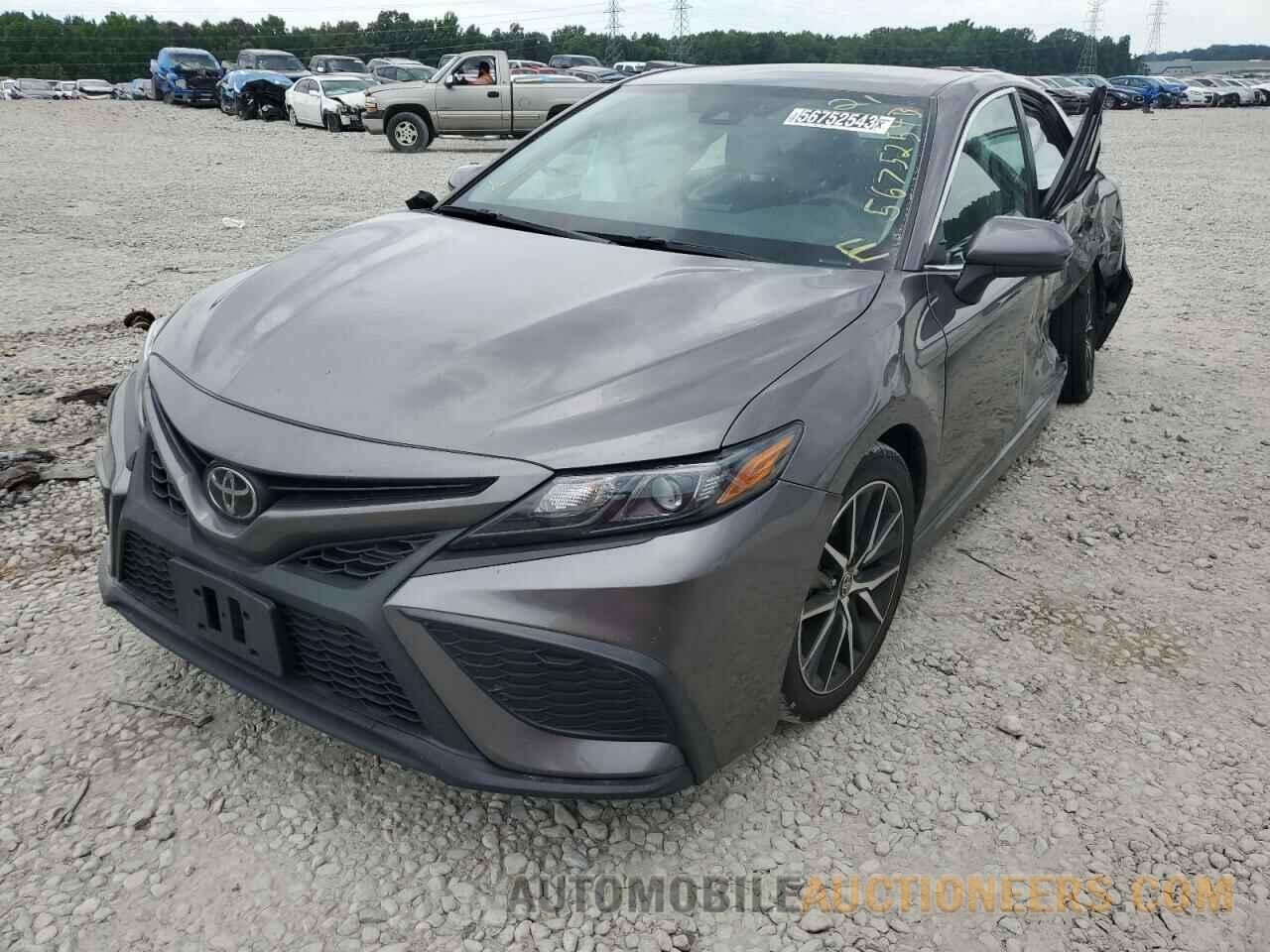 4T1G11AK4MU512727 TOYOTA CAMRY 2021