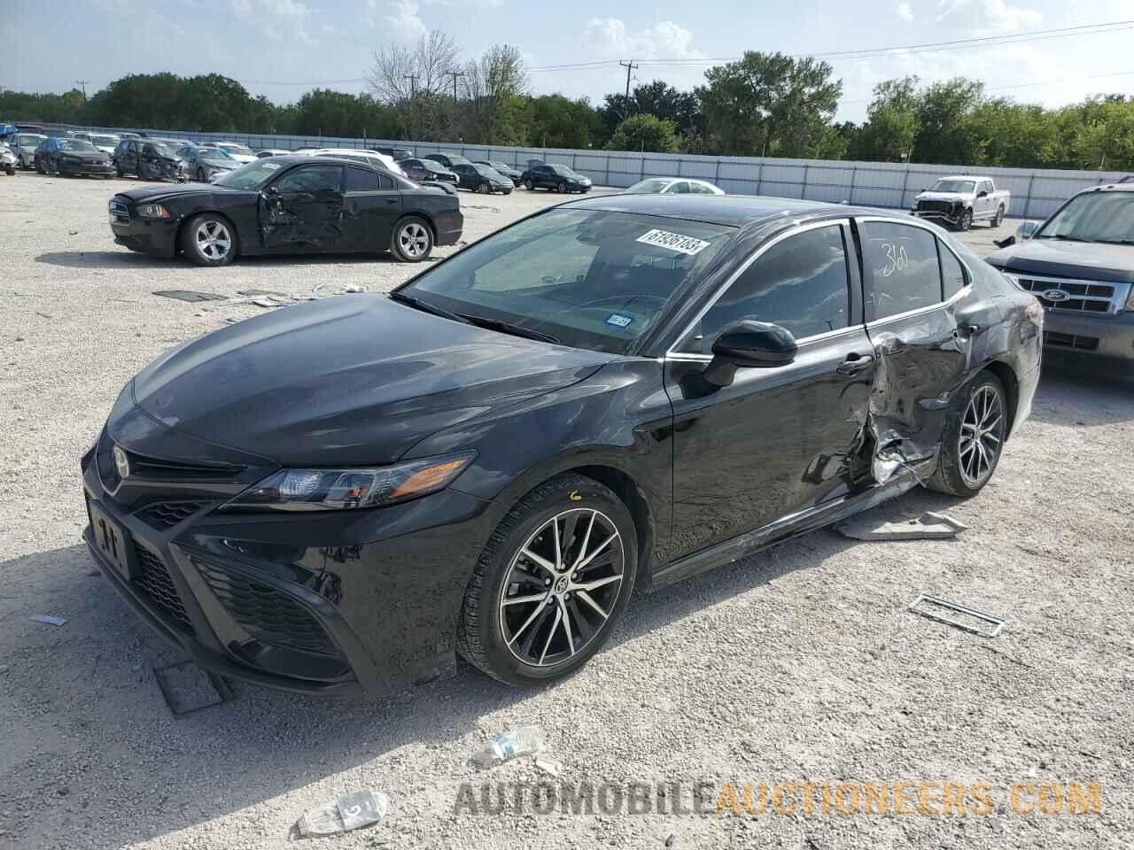 4T1G11AK4MU515532 TOYOTA CAMRY 2021