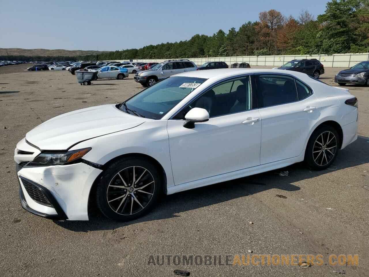 4T1G11AK4MU524487 TOYOTA CAMRY 2021