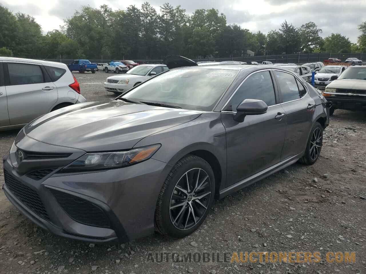 4T1G11AK4MU529494 TOYOTA CAMRY 2021