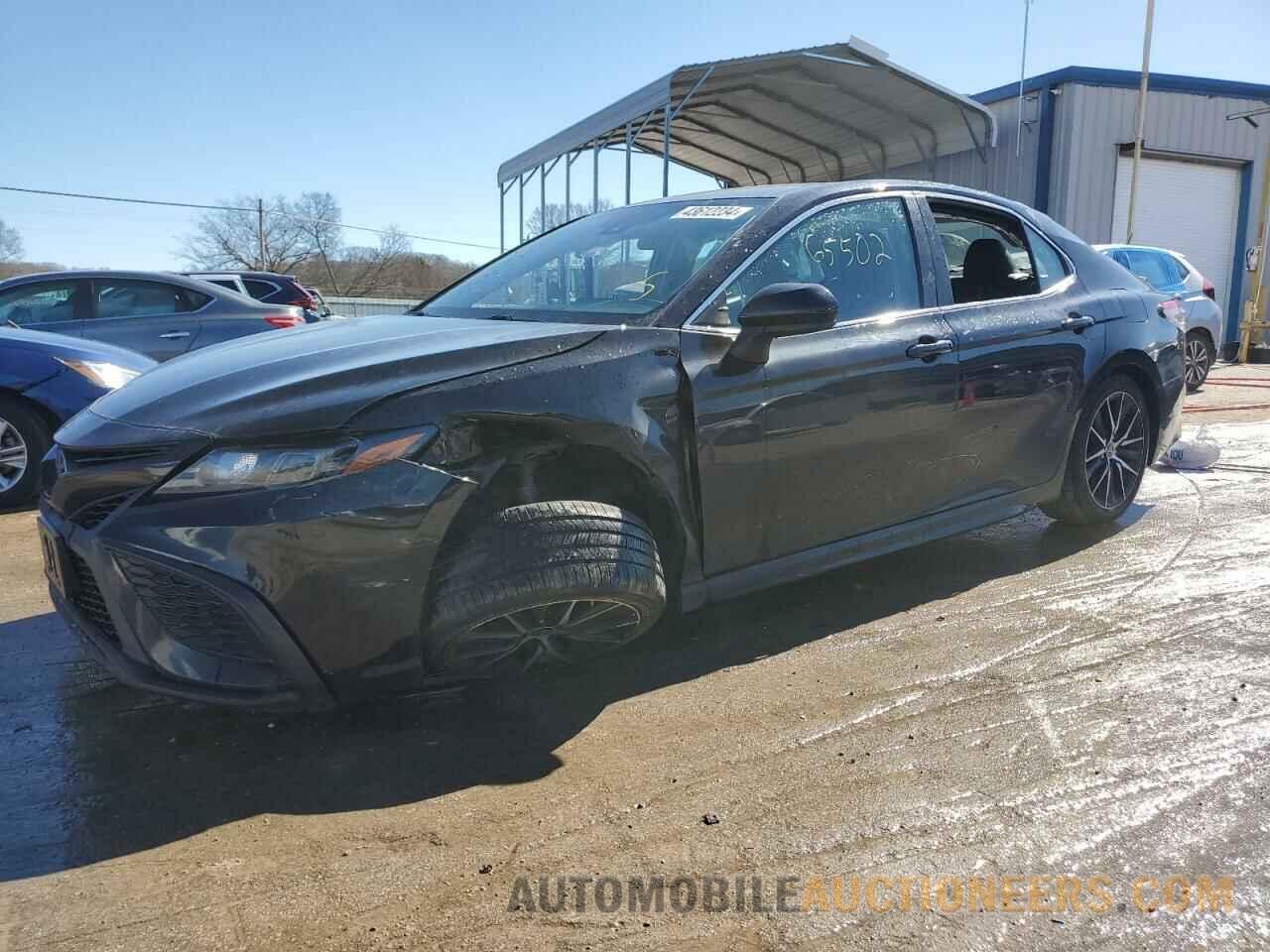 4T1G11AK4MU534047 TOYOTA CAMRY 2021