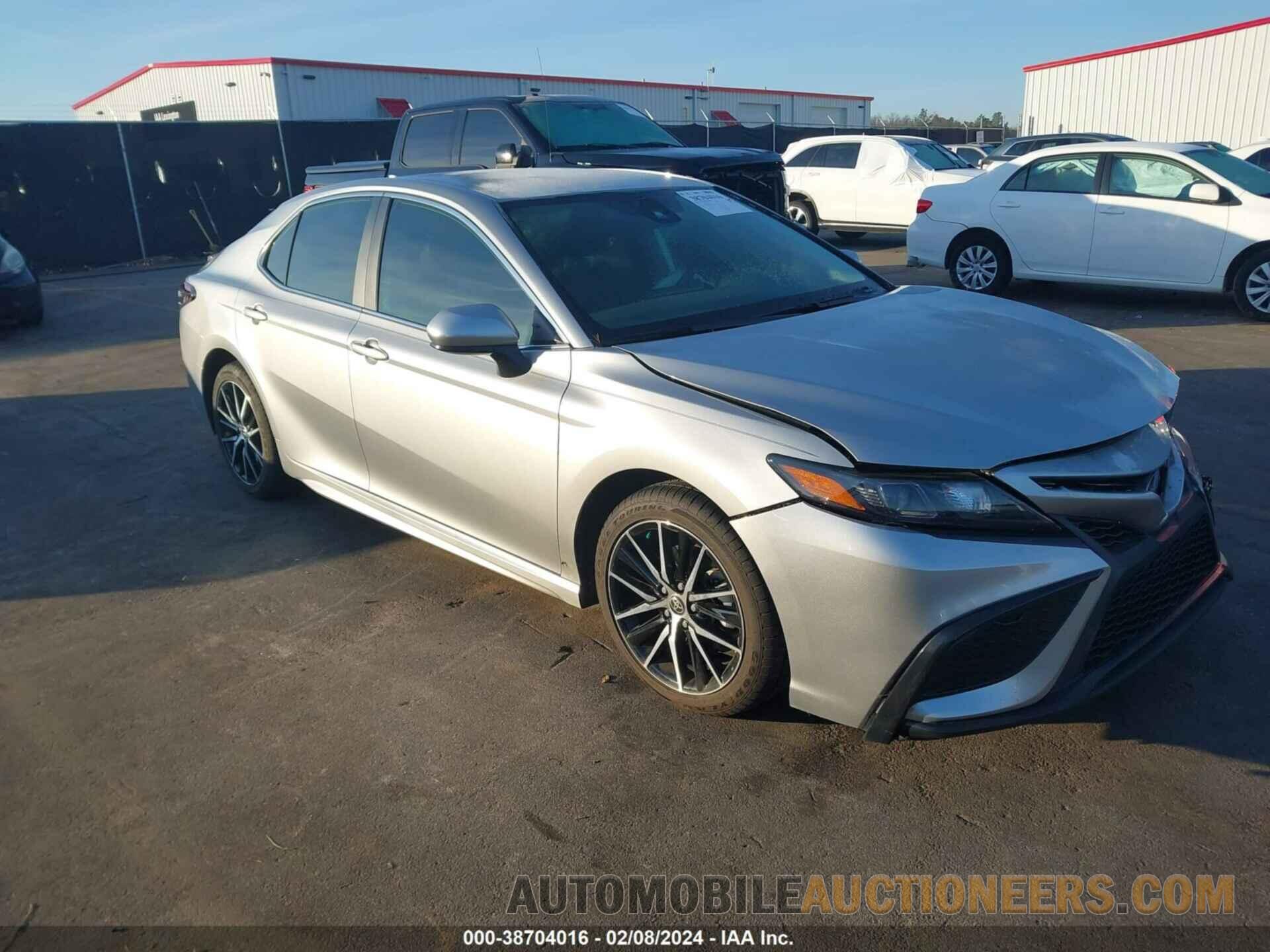 4T1G11AK4MU536638 TOYOTA CAMRY 2021