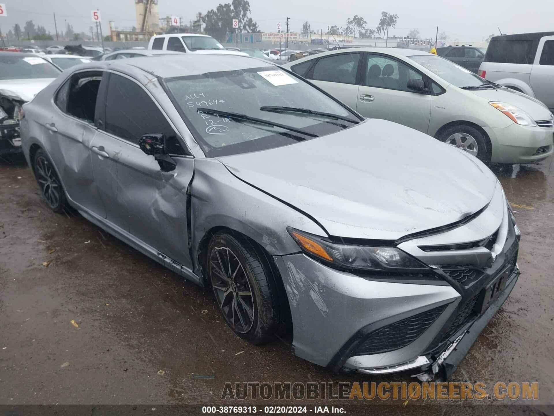 4T1G11AK4MU549647 TOYOTA CAMRY 2021