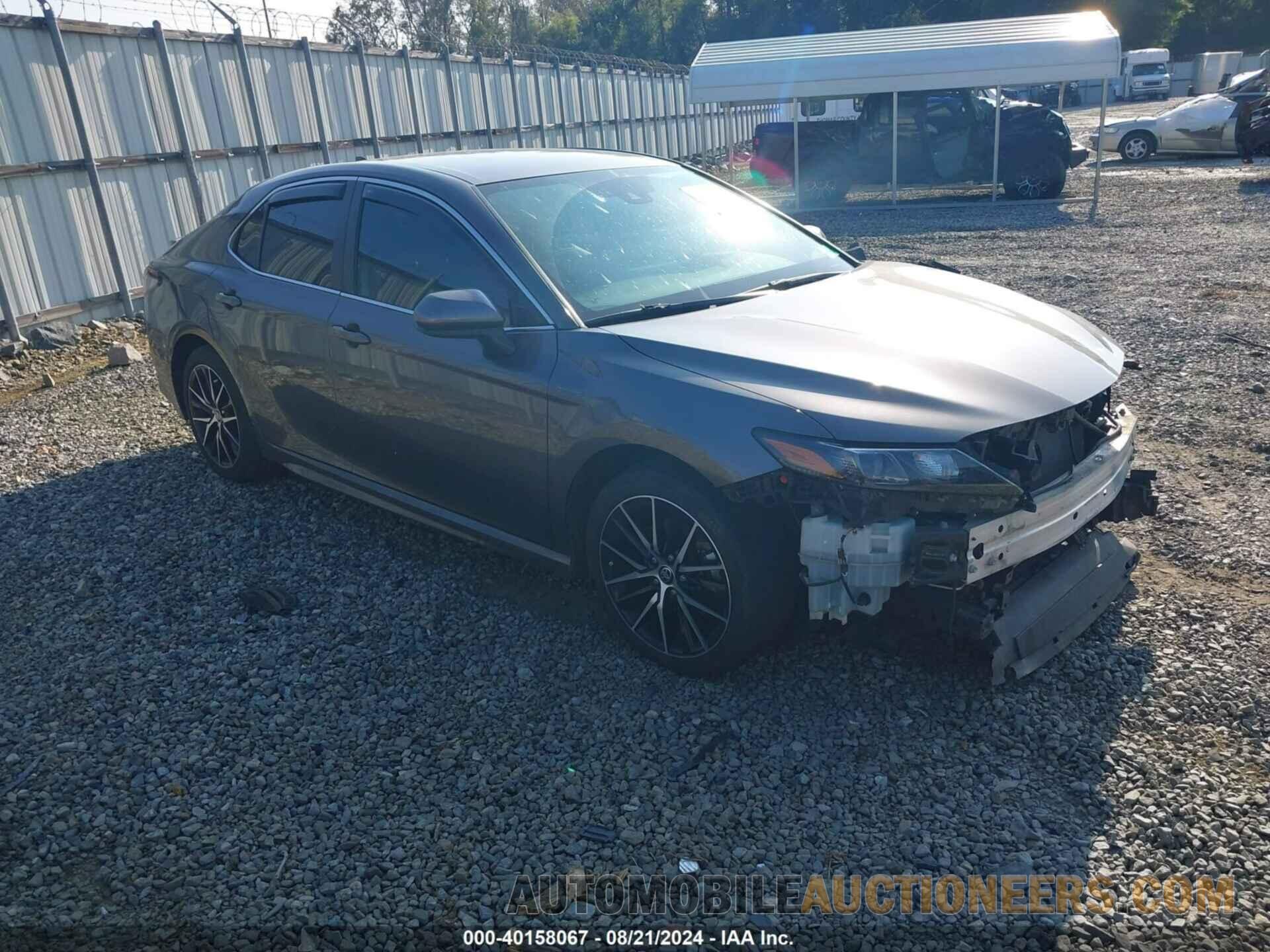 4T1G11AK4MU551835 TOYOTA CAMRY 2021