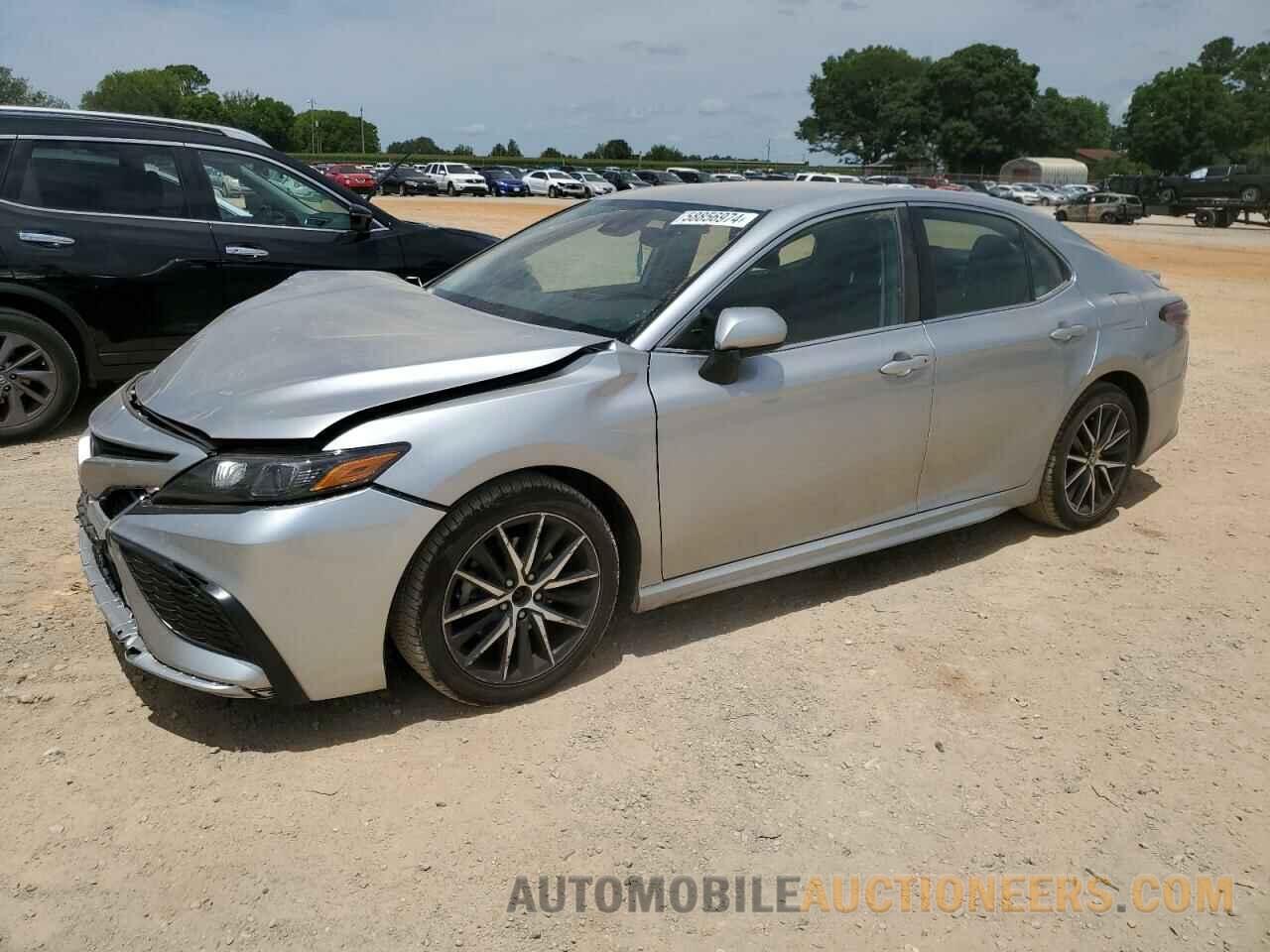 4T1G11AK4MU552466 TOYOTA CAMRY 2021