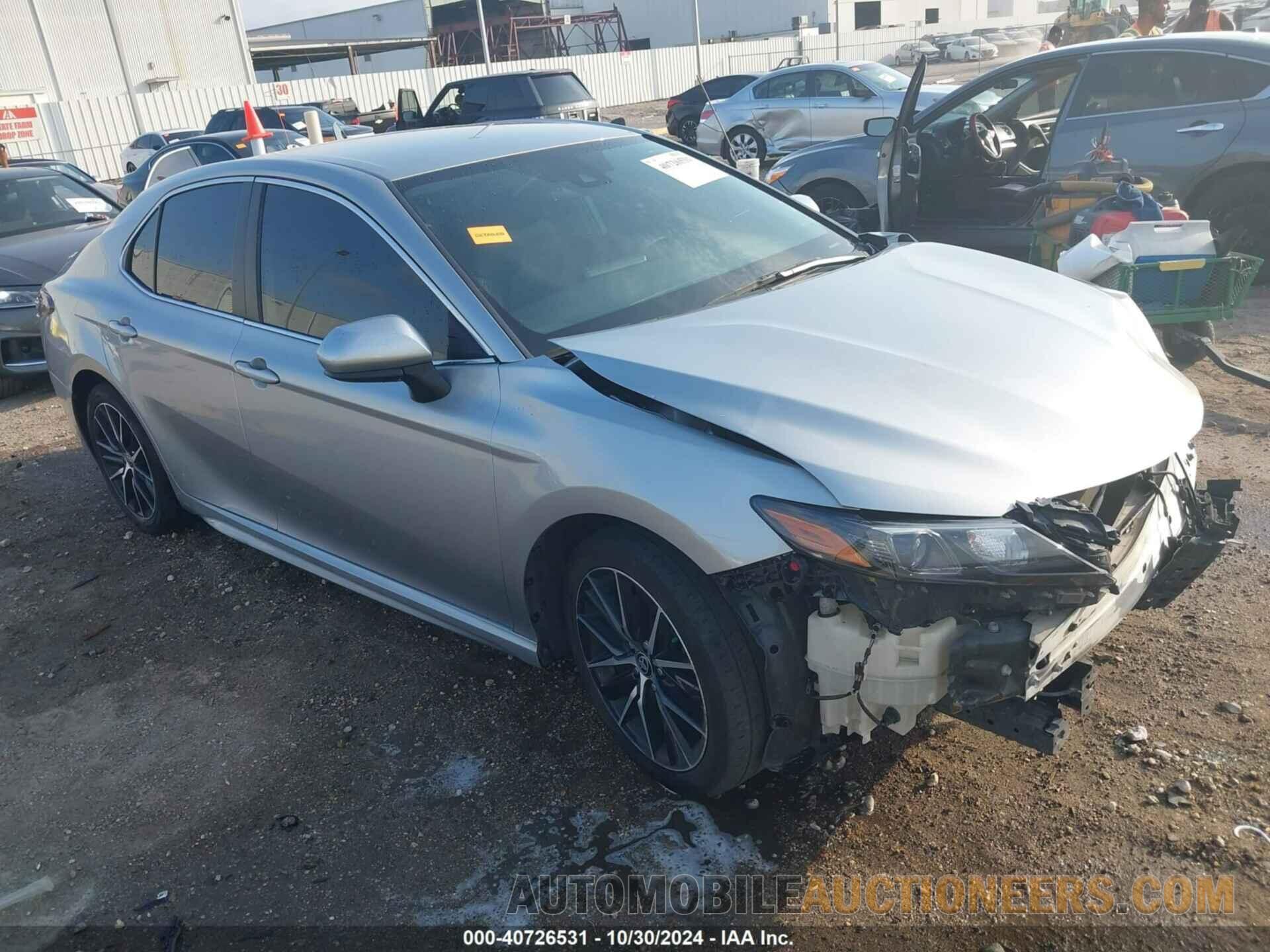 4T1G11AK4MU556520 TOYOTA CAMRY 2021