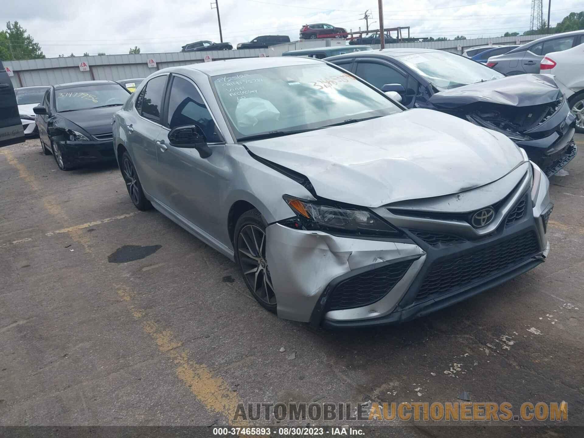 4T1G11AK4MU560678 TOYOTA CAMRY 2021