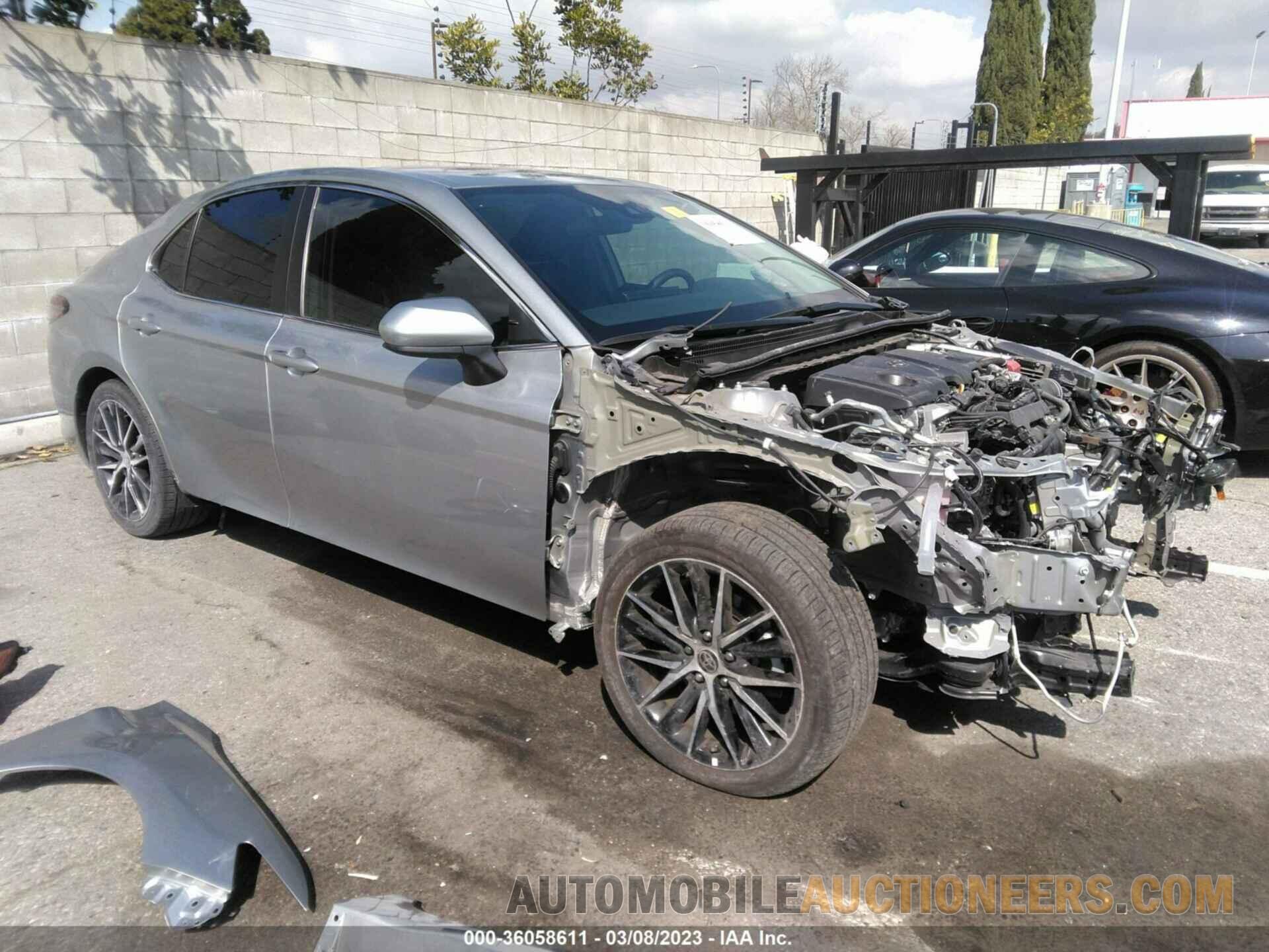 4T1G11AK4MU579425 TOYOTA CAMRY 2021