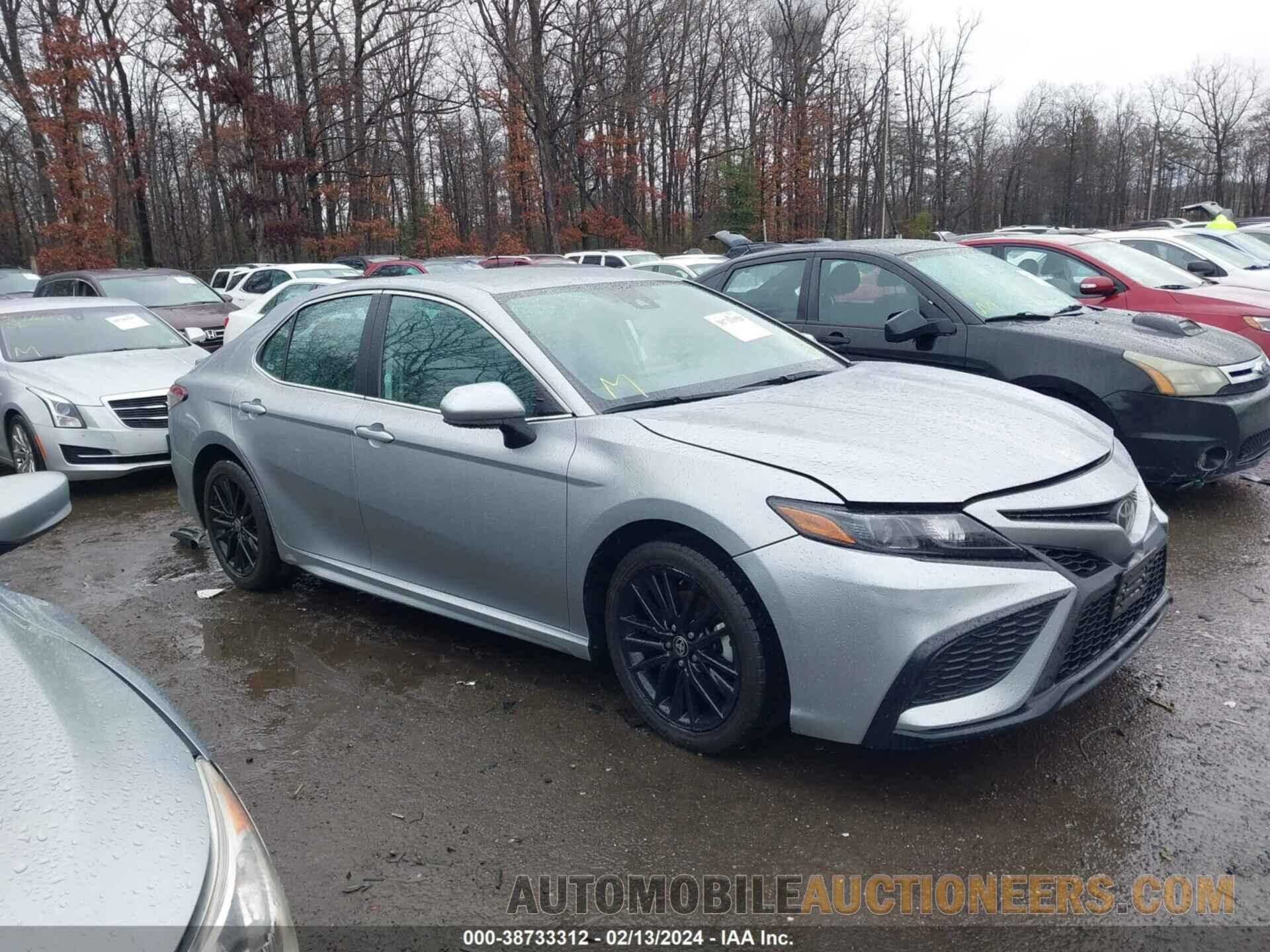 4T1G11AK4MU588657 TOYOTA CAMRY 2021