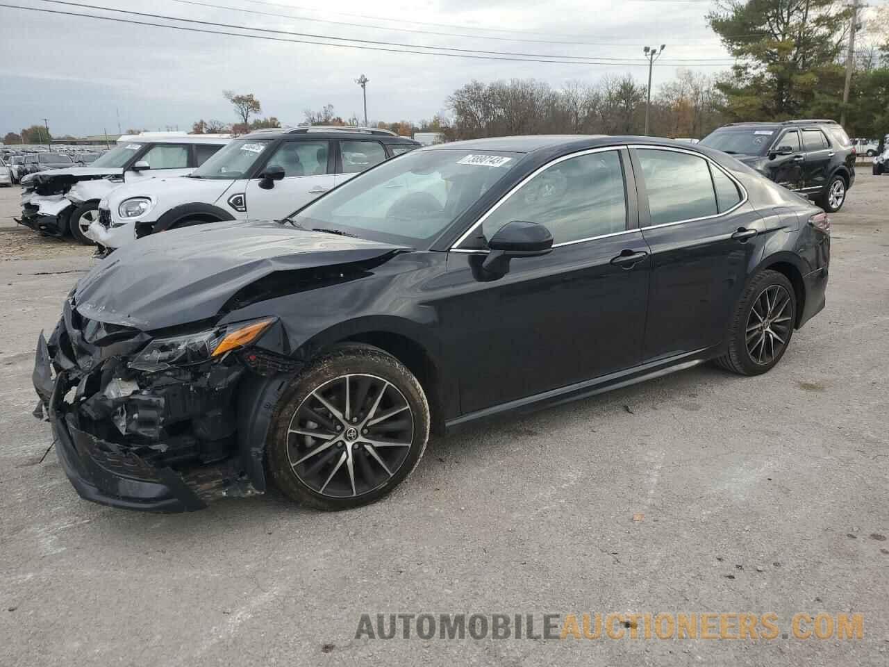 4T1G11AK4MU588903 TOYOTA CAMRY 2021