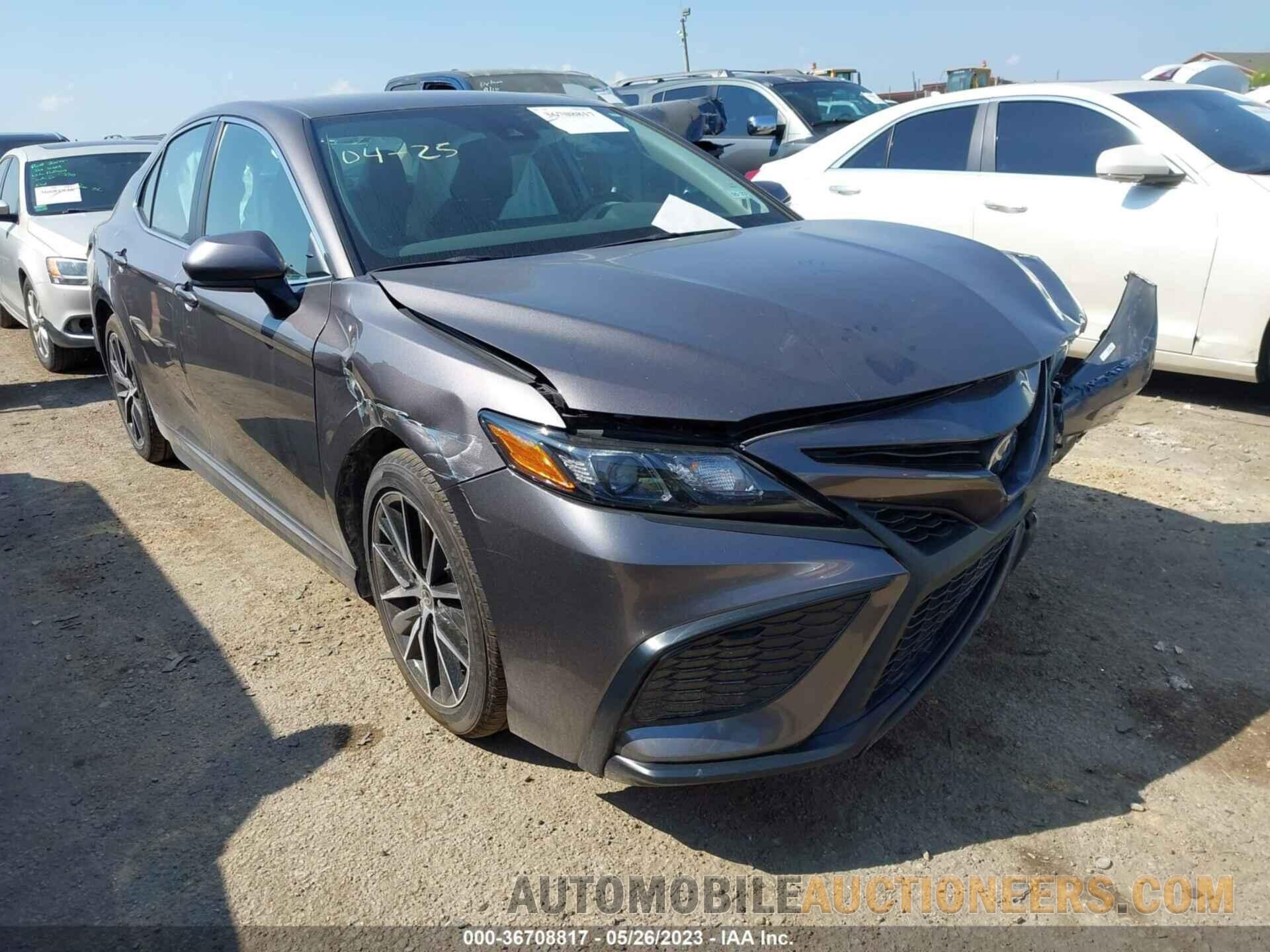 4T1G11AK4MU595012 TOYOTA CAMRY 2021