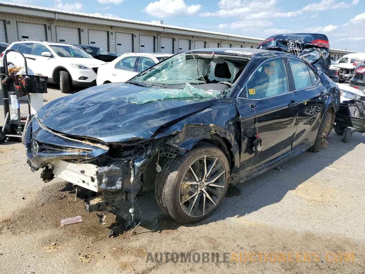 4T1G11AK4MU602282 TOYOTA CAMRY 2021