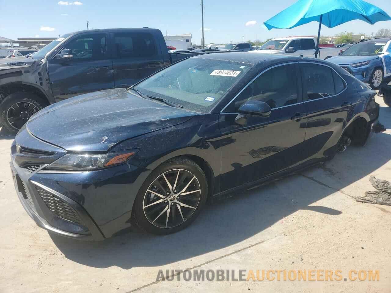 4T1G11AK4MU607336 TOYOTA CAMRY 2021