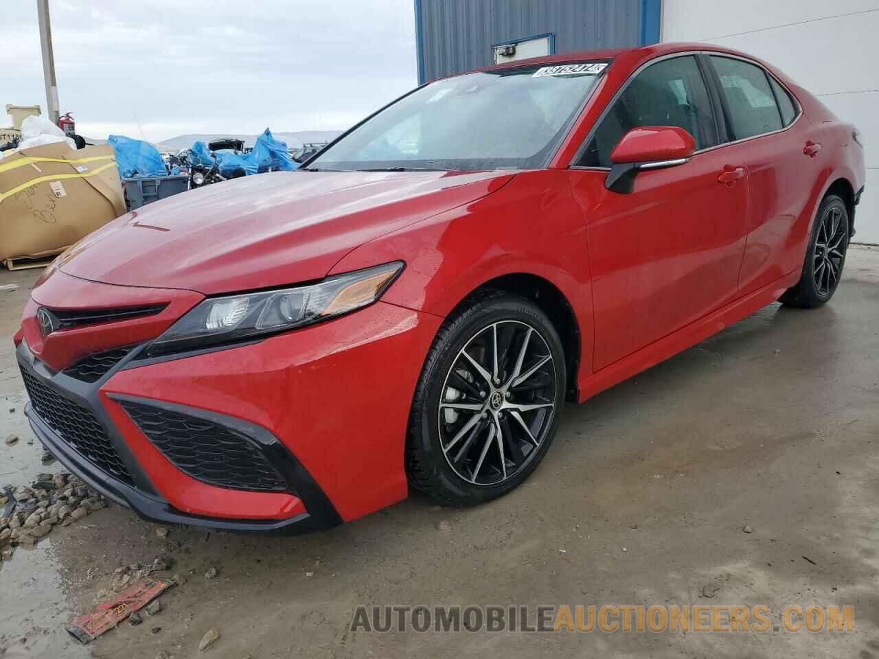 4T1G11AK4NU008499 TOYOTA CAMRY 2022