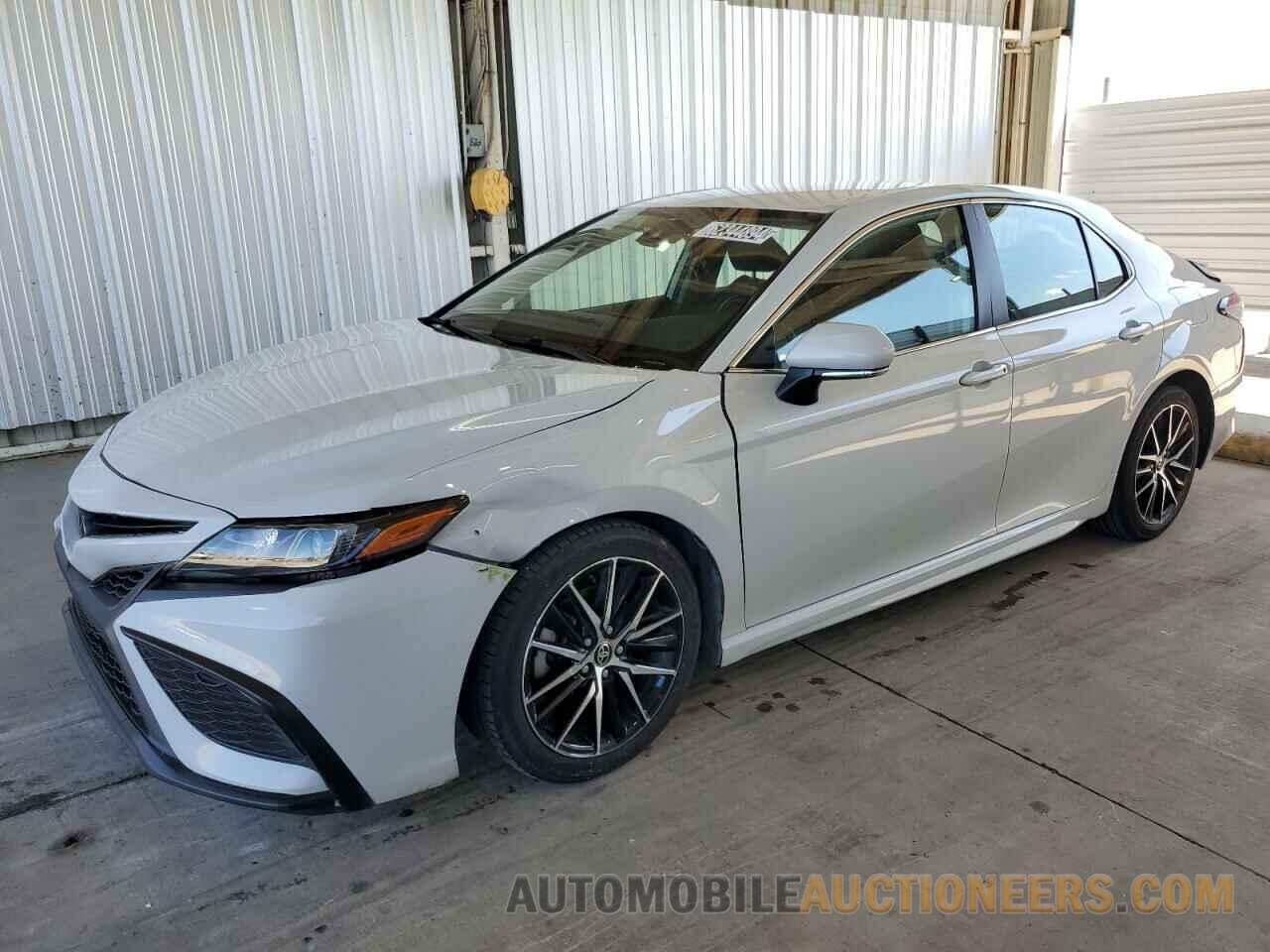 4T1G11AK4NU017185 TOYOTA CAMRY 2022