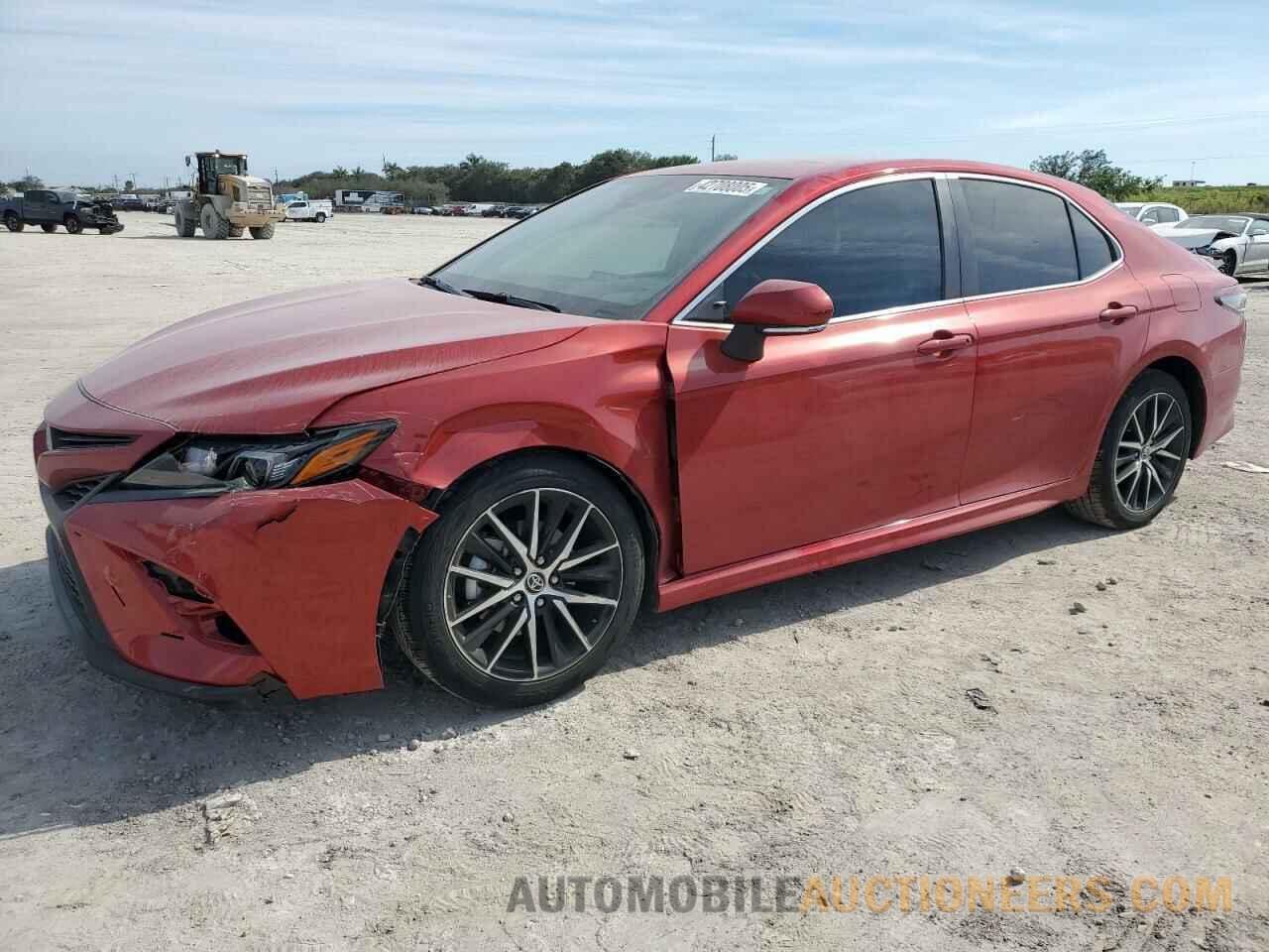 4T1G11AK4NU063857 TOYOTA CAMRY 2022