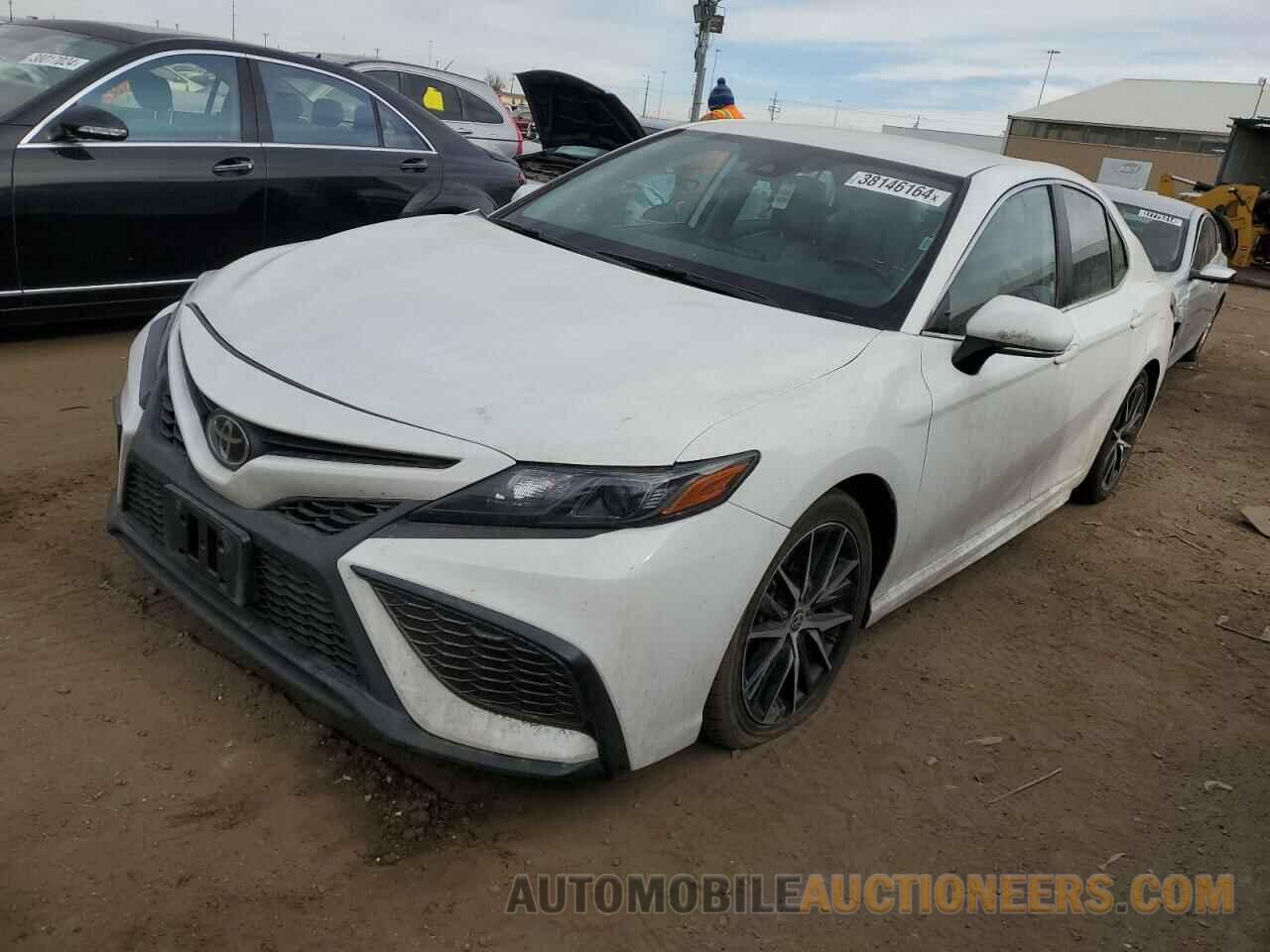 4T1G11AK4NU069657 TOYOTA CAMRY 2022