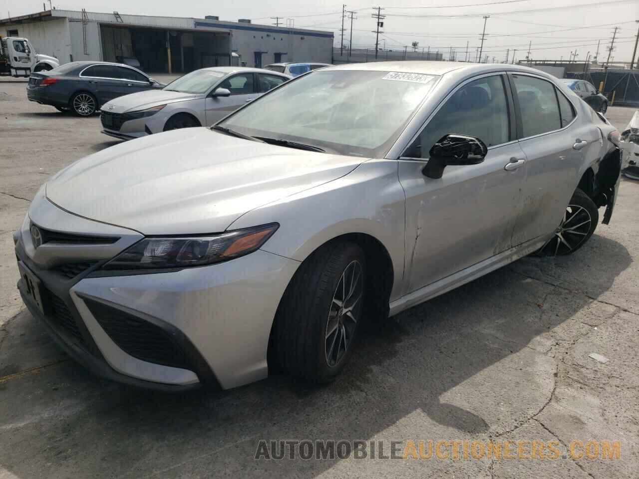 4T1G11AK4NU618631 TOYOTA CAMRY 2022