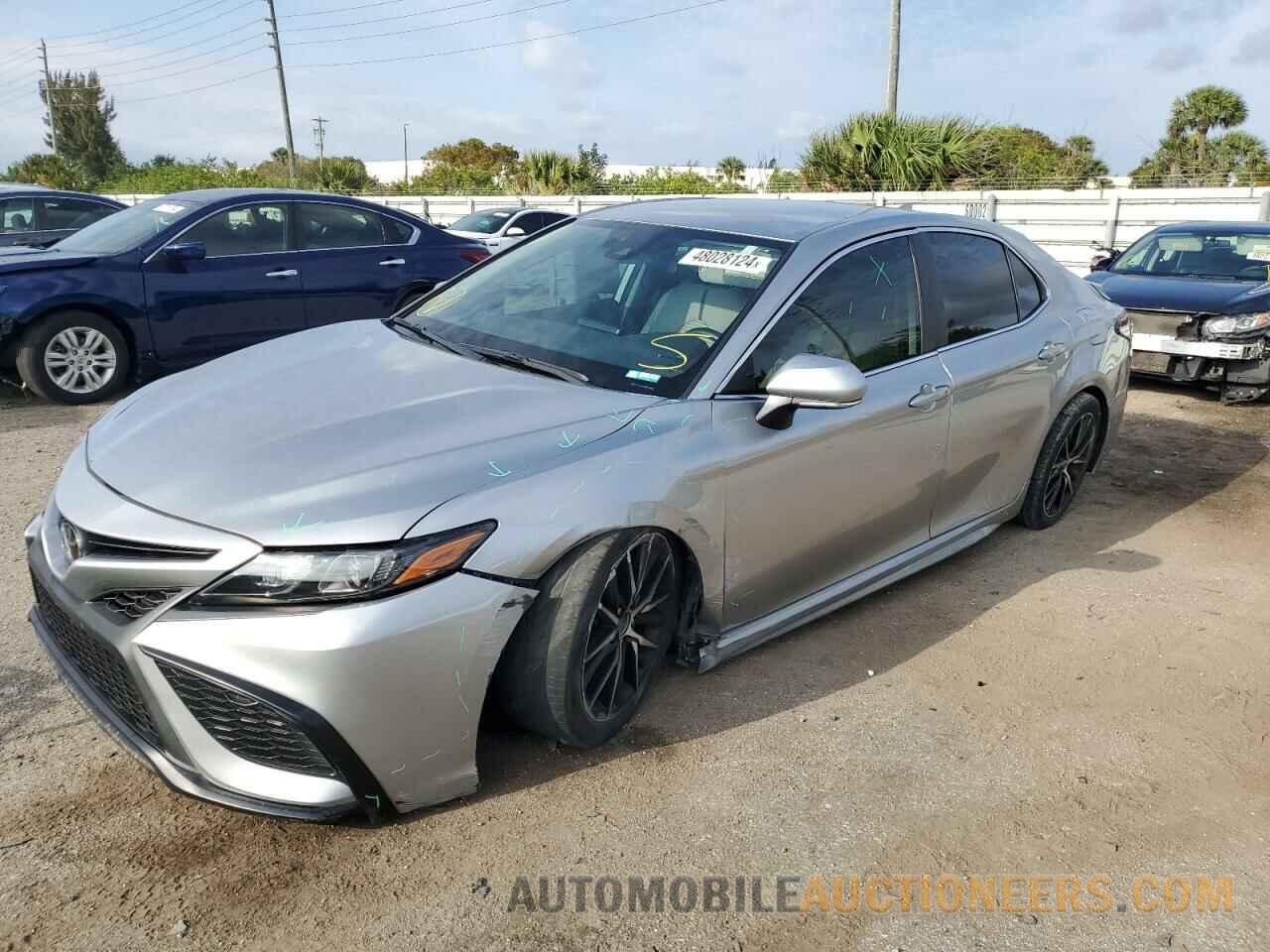 4T1G11AK4NU632058 TOYOTA CAMRY 2022