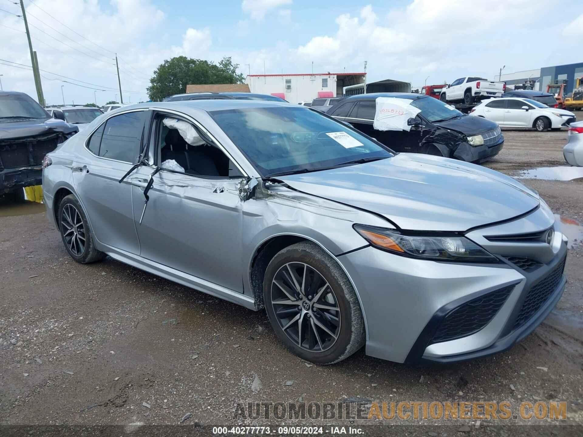 4T1G11AK4NU642301 TOYOTA CAMRY 2022