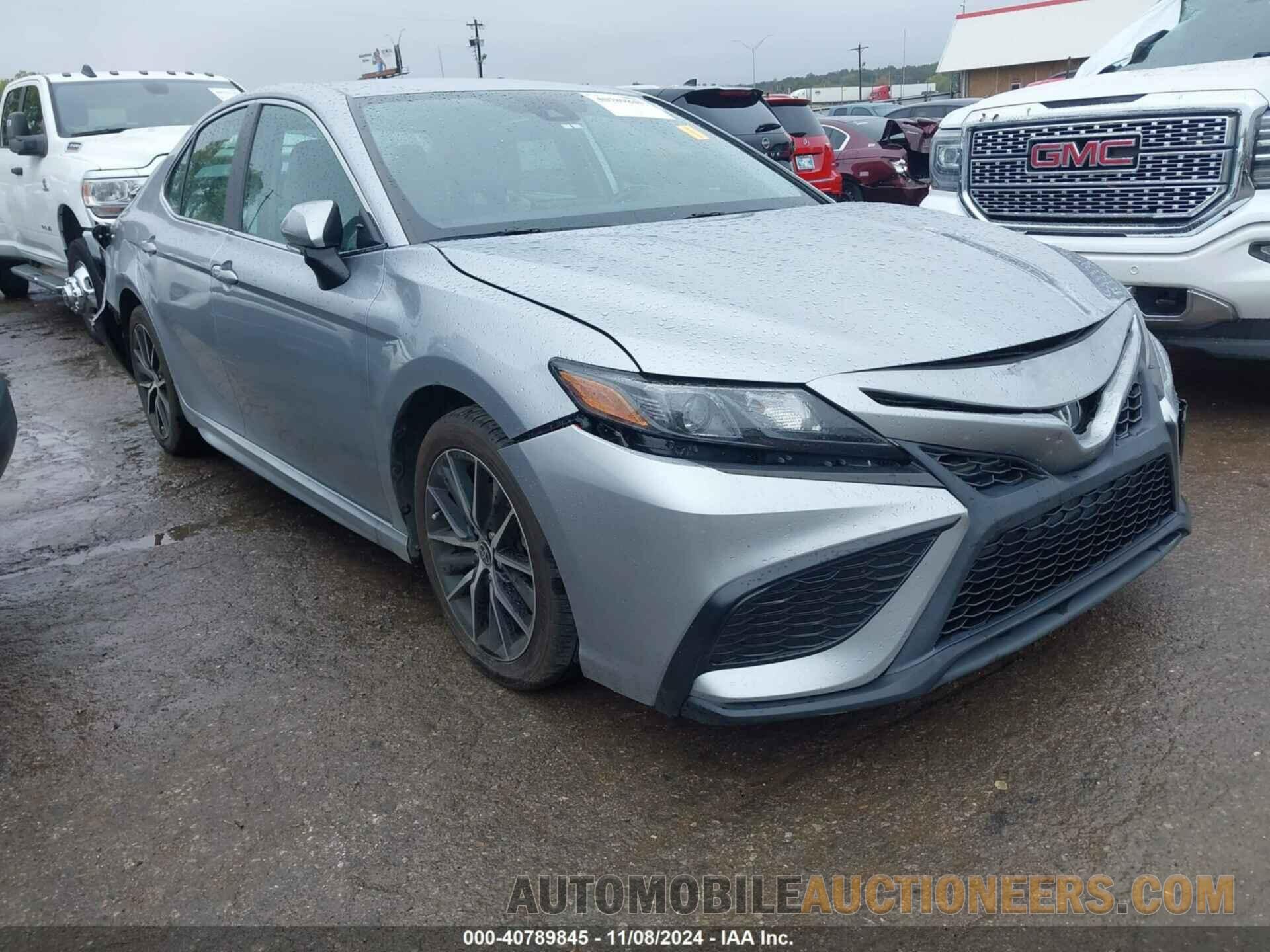 4T1G11AK4NU661558 TOYOTA CAMRY 2022