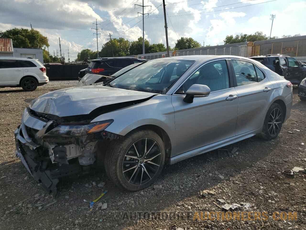 4T1G11AK4NU671183 TOYOTA CAMRY 2022