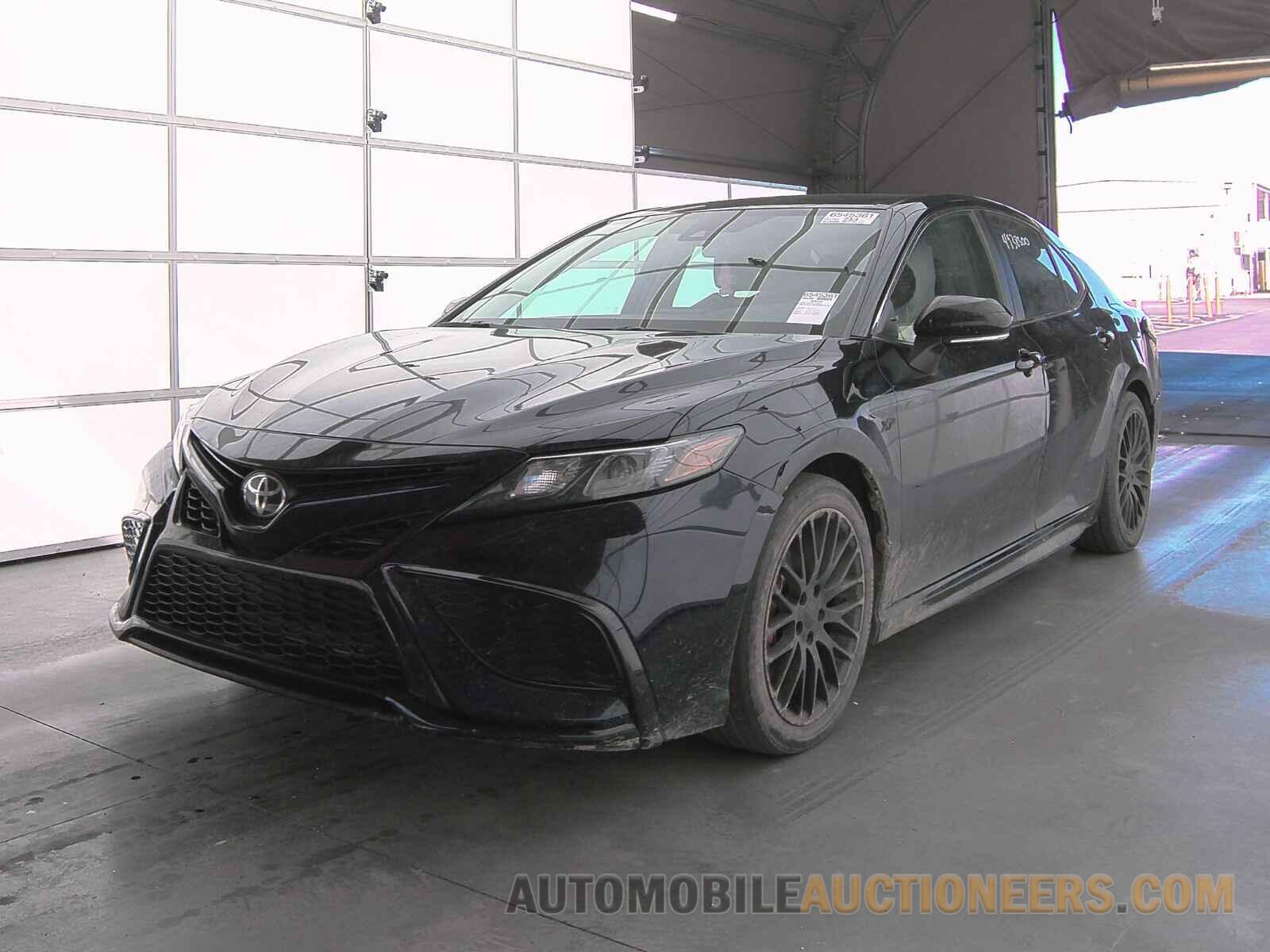 4T1G11AK4NU672172 Toyota Camry 2022