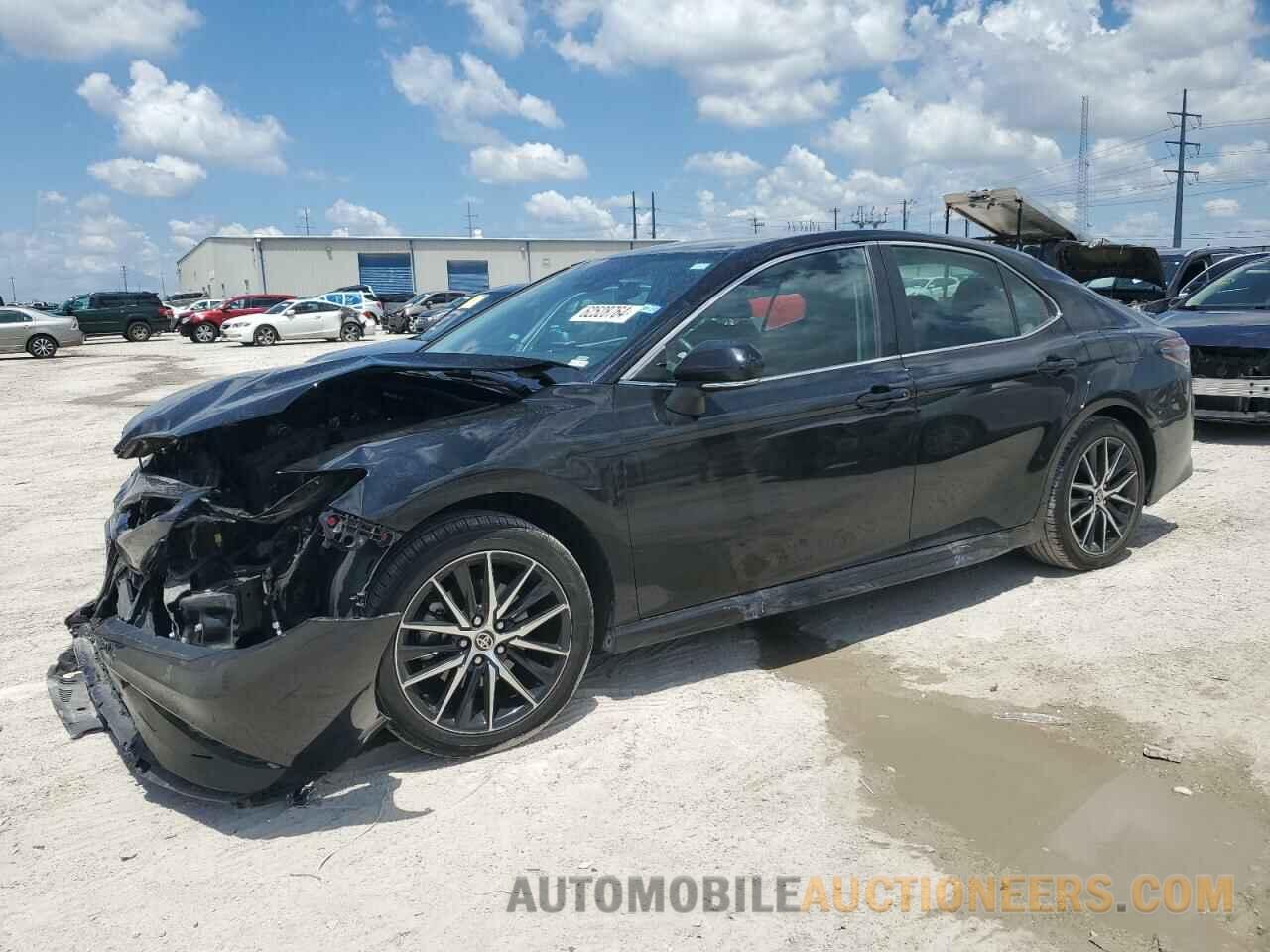 4T1G11AK4NU707647 TOYOTA CAMRY 2022