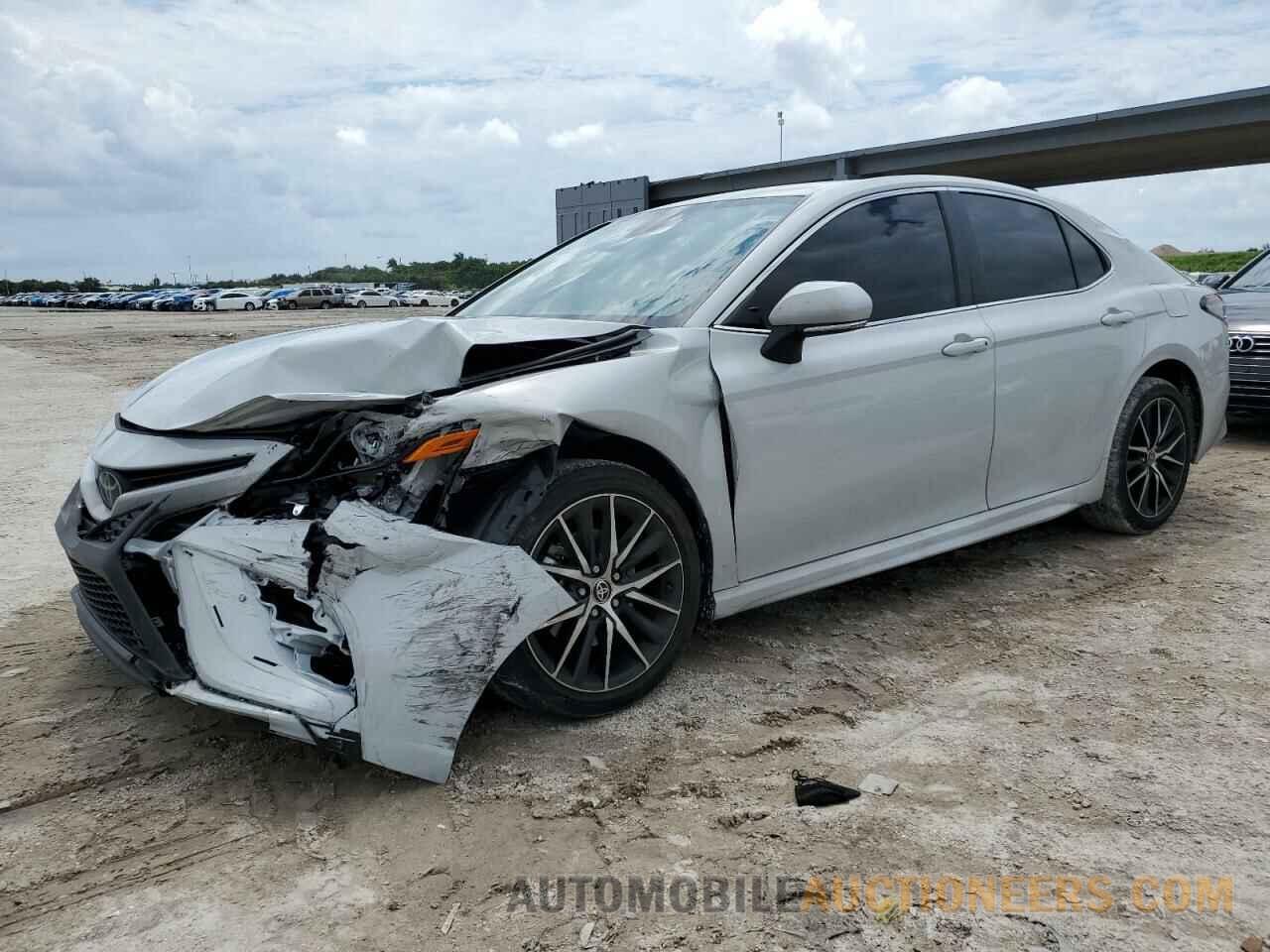 4T1G11AK4PU103356 TOYOTA CAMRY 2023