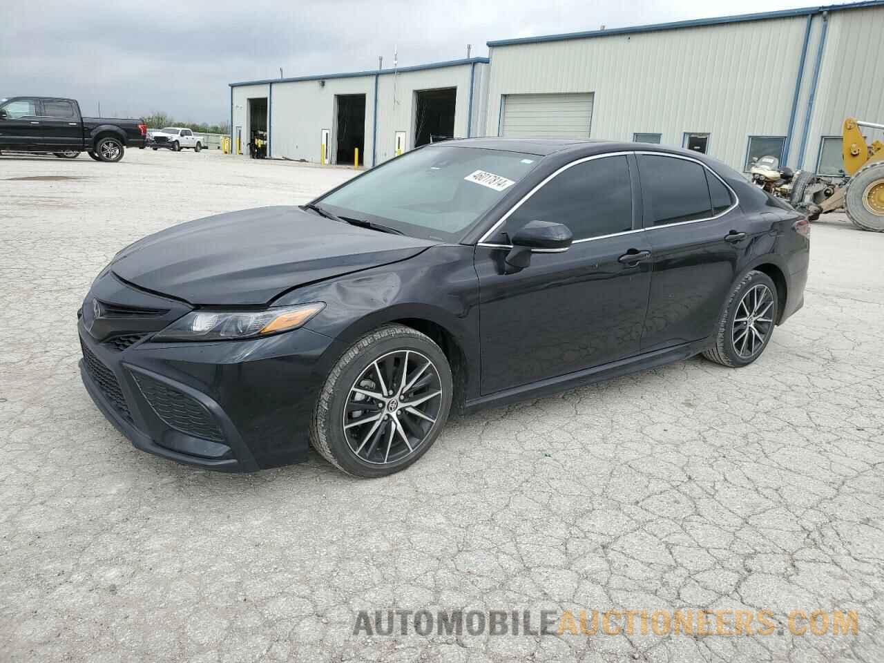 4T1G11AK4PU161886 TOYOTA CAMRY 2023