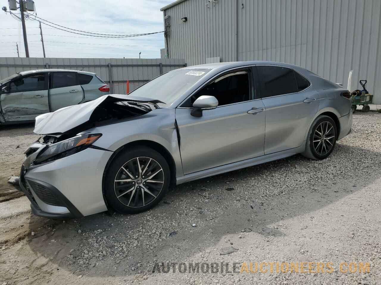 4T1G11AK4PU720143 TOYOTA CAMRY 2023