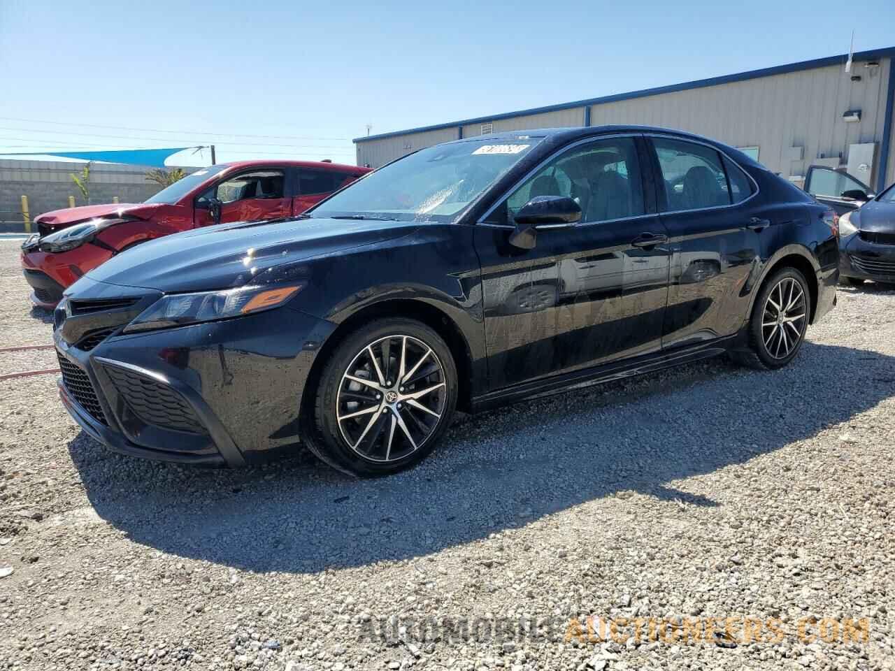 4T1G11AK4PU751697 TOYOTA CAMRY 2023