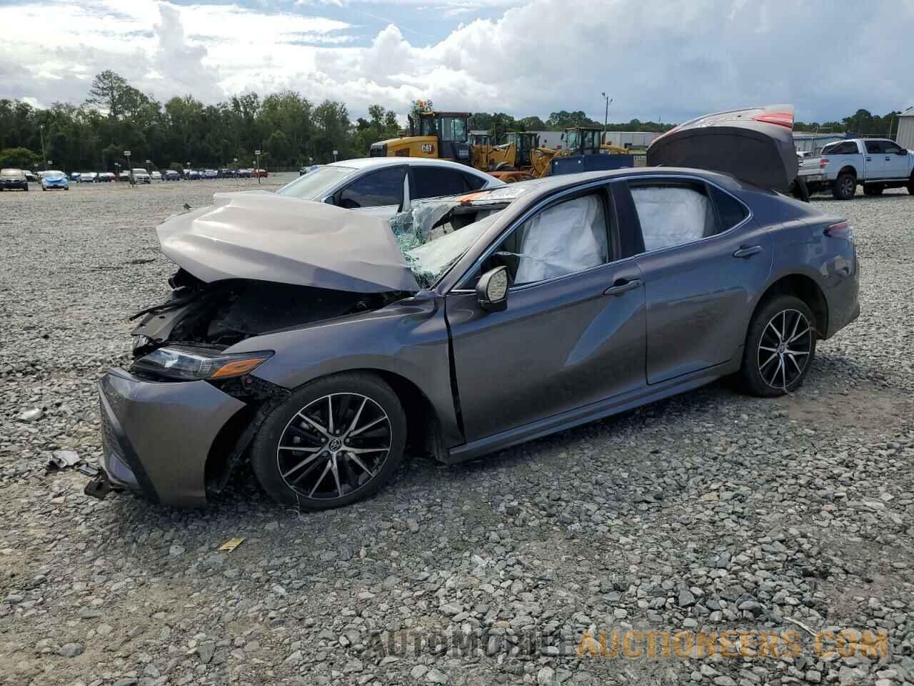 4T1G11AK4PU820937 TOYOTA CAMRY 2023