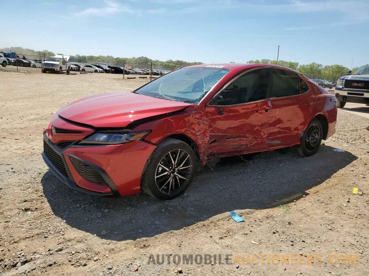 4T1G11AK4RU236847 TOYOTA CAMRY 2024