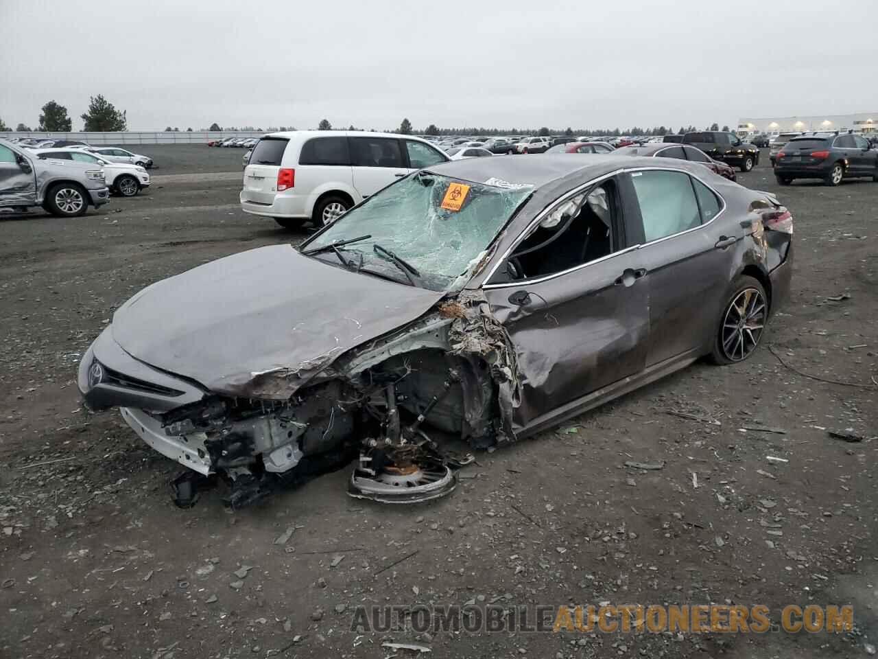 4T1G11AK4RU251381 TOYOTA CAMRY 2024