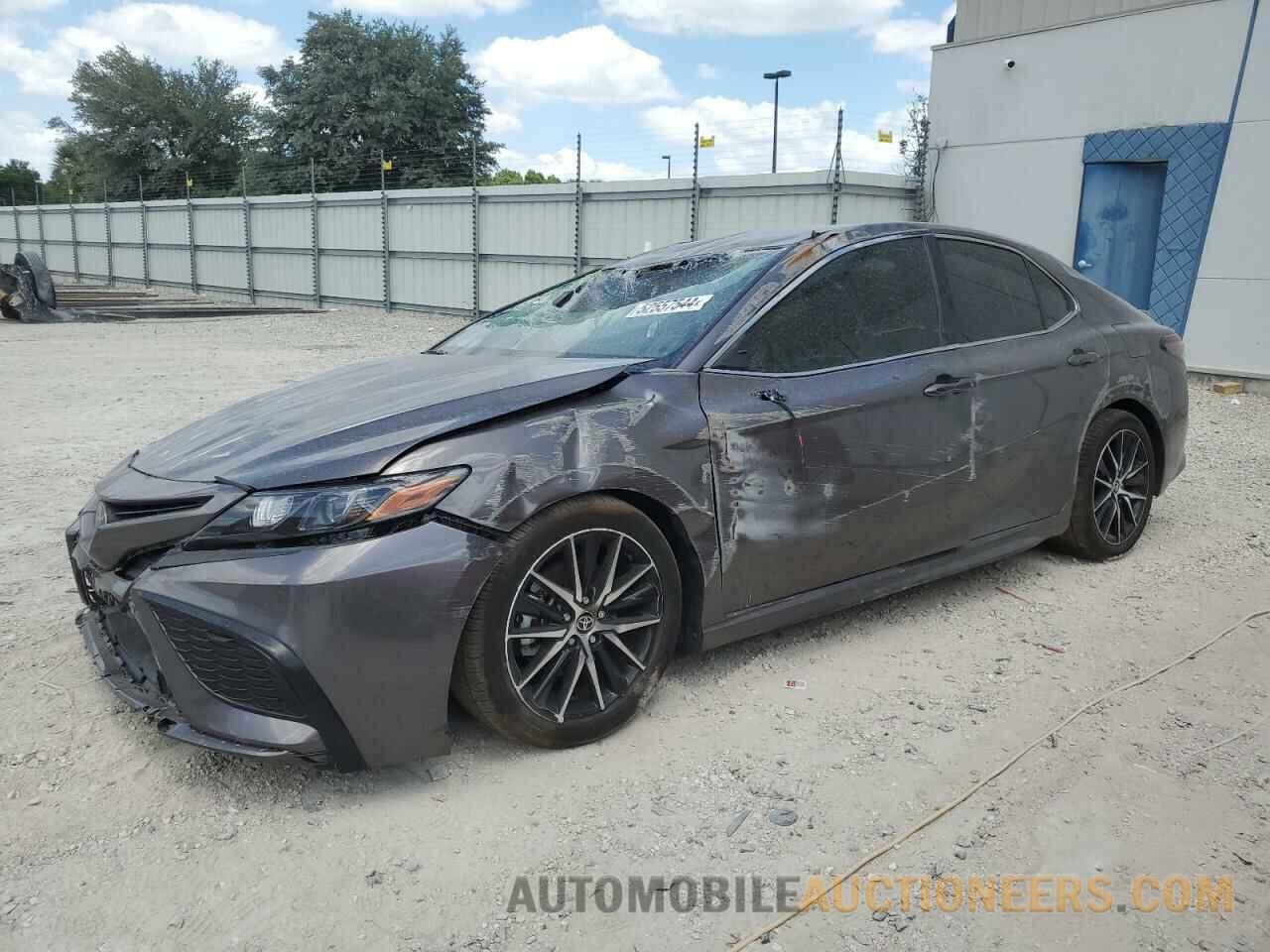 4T1G11AK4RU856422 TOYOTA CAMRY 2024