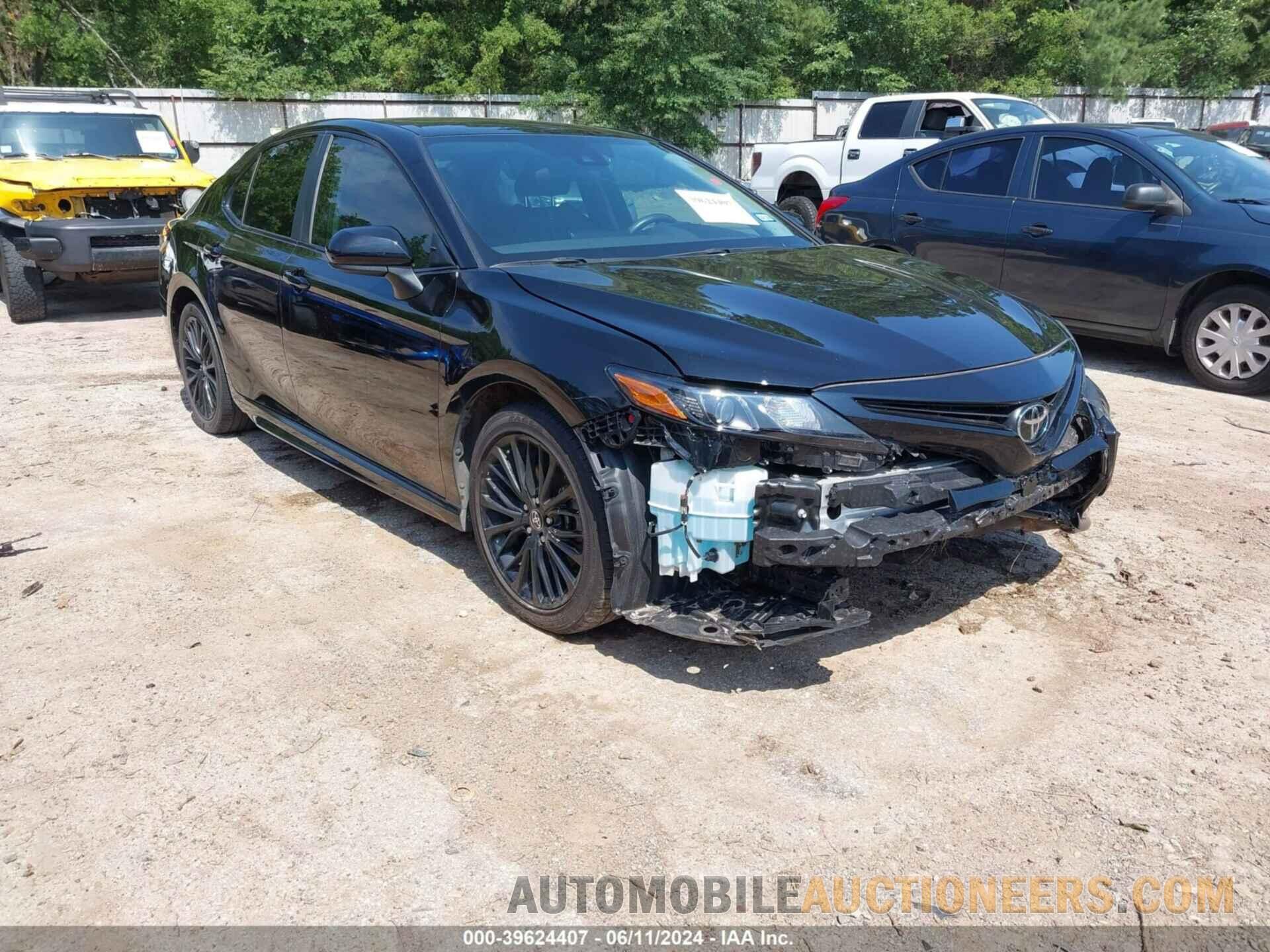 4T1G11AK5MU423569 TOYOTA CAMRY 2021