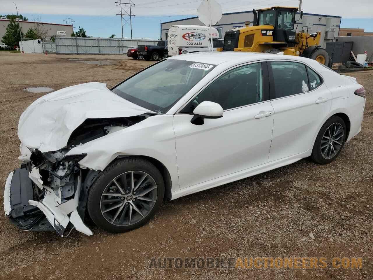 4T1G11AK5MU423846 TOYOTA CAMRY 2021