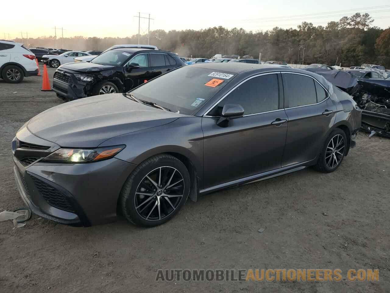 4T1G11AK5MU428044 TOYOTA CAMRY 2021