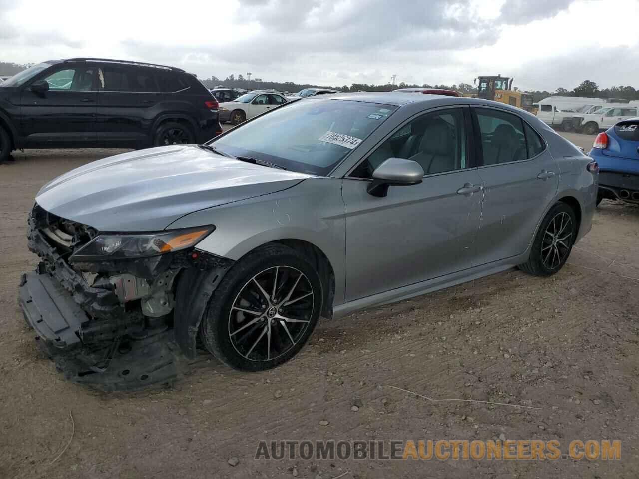 4T1G11AK5MU431669 TOYOTA CAMRY 2021