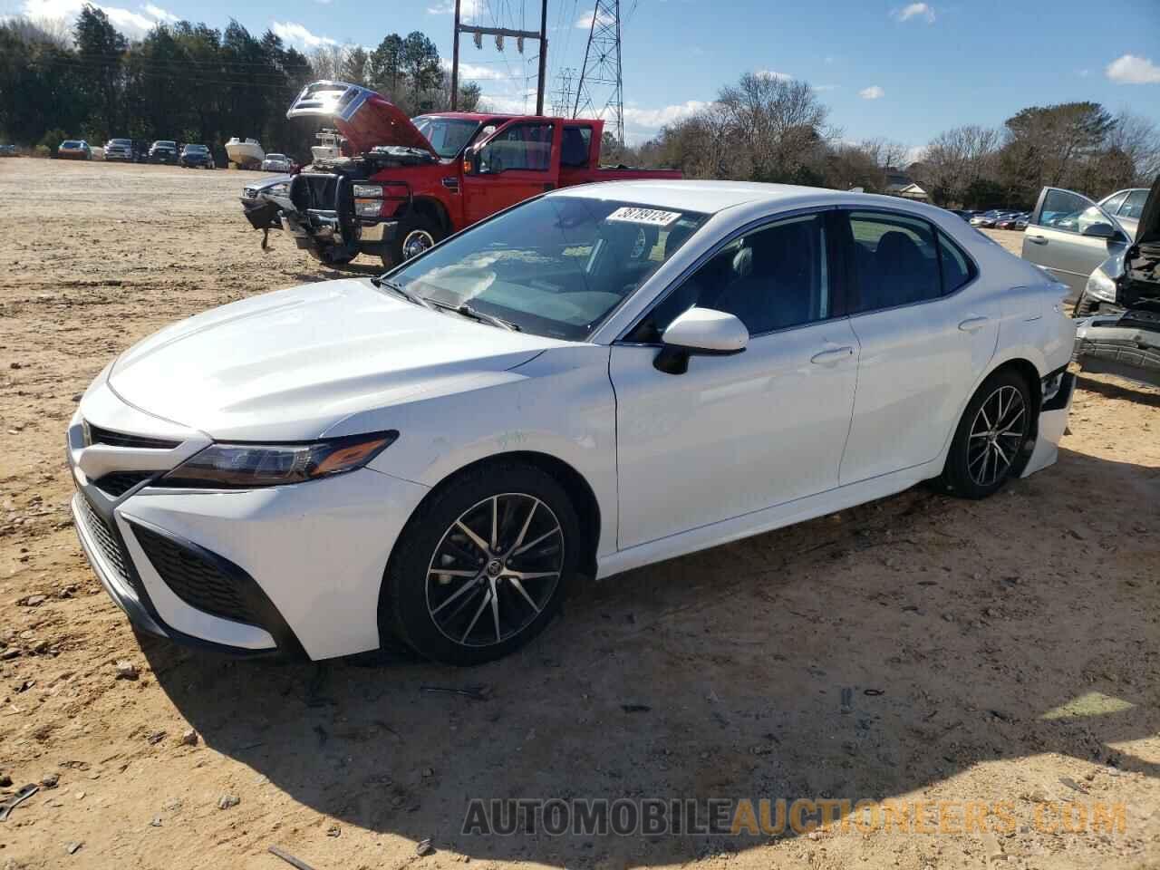 4T1G11AK5MU445166 TOYOTA CAMRY 2021