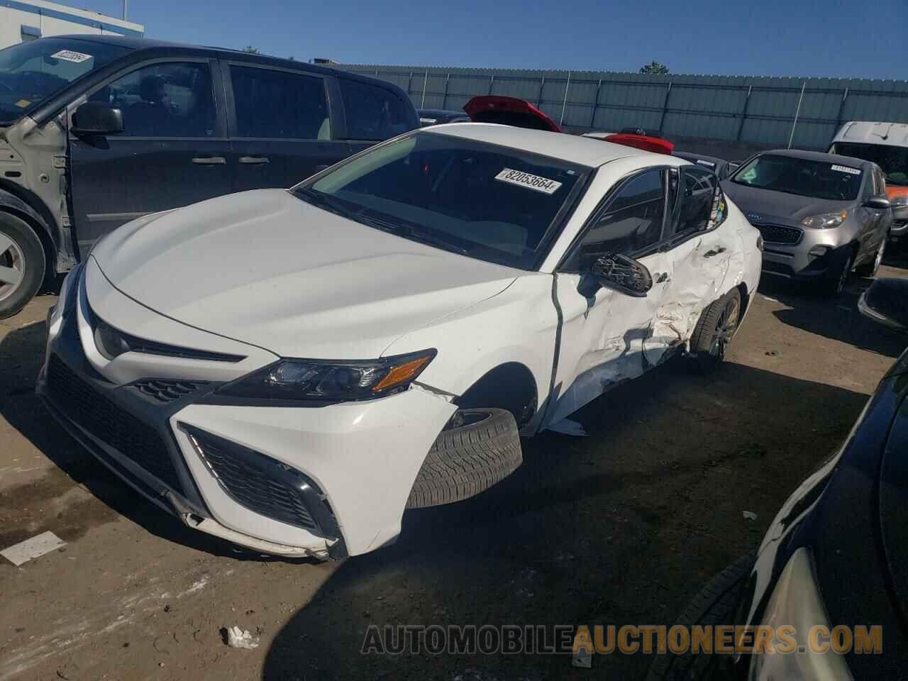 4T1G11AK5MU458712 TOYOTA CAMRY 2021