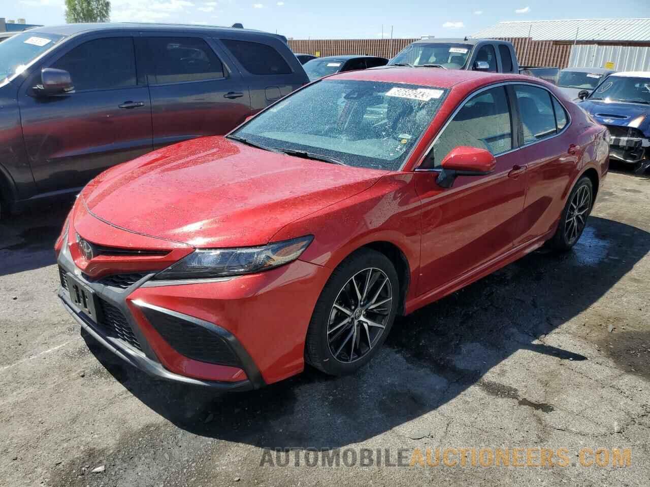 4T1G11AK5MU465613 TOYOTA CAMRY 2021