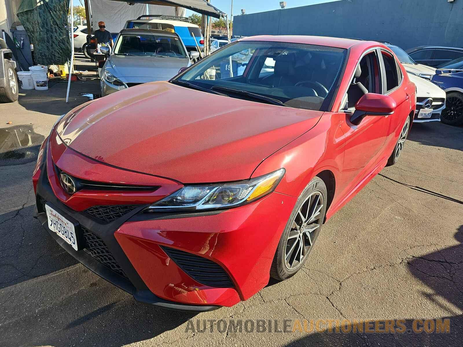 4T1G11AK5MU465790 Toyota Camry 2021