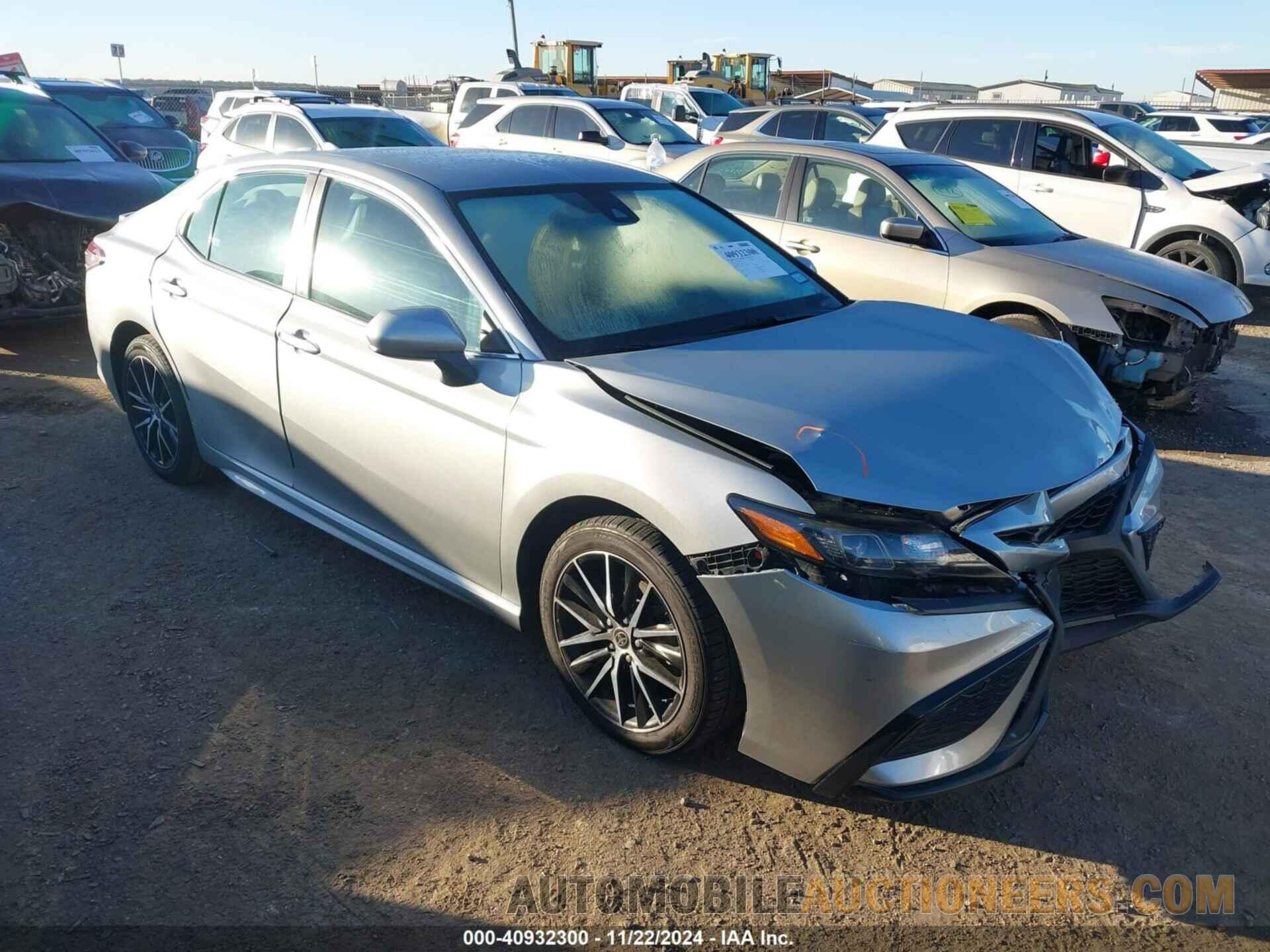 4T1G11AK5MU466194 TOYOTA CAMRY 2021