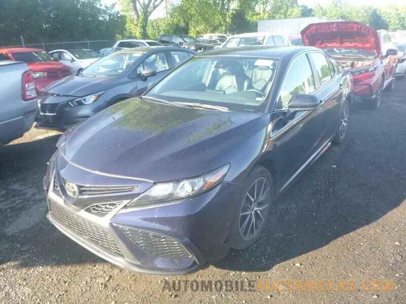 4T1G11AK5MU469354 Toyota Camry 2021