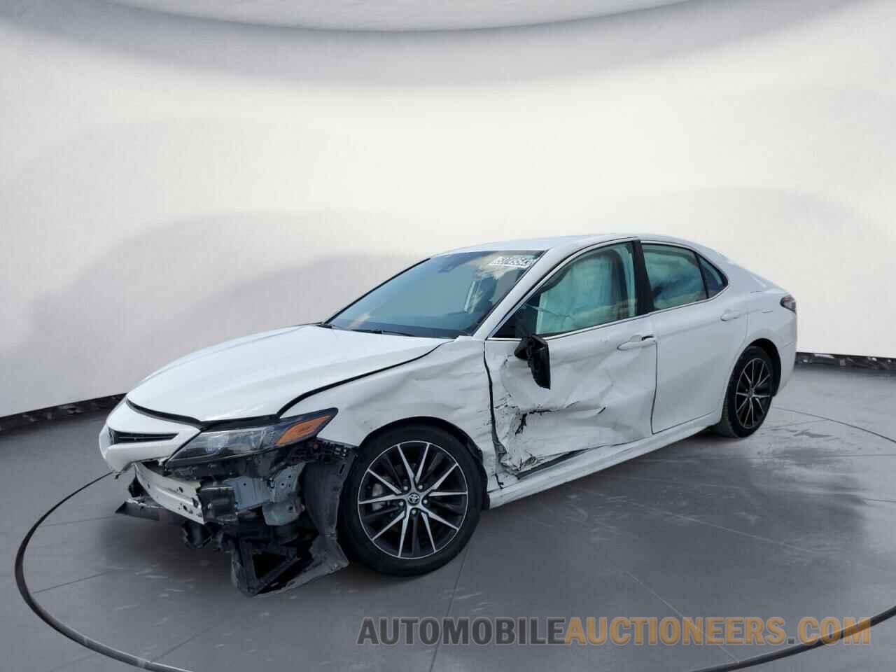 4T1G11AK5MU469466 TOYOTA CAMRY 2021