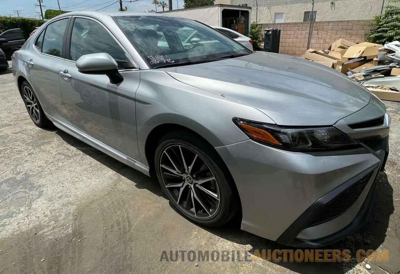 4T1G11AK5MU478670 TOYOTA CAMRY 2021