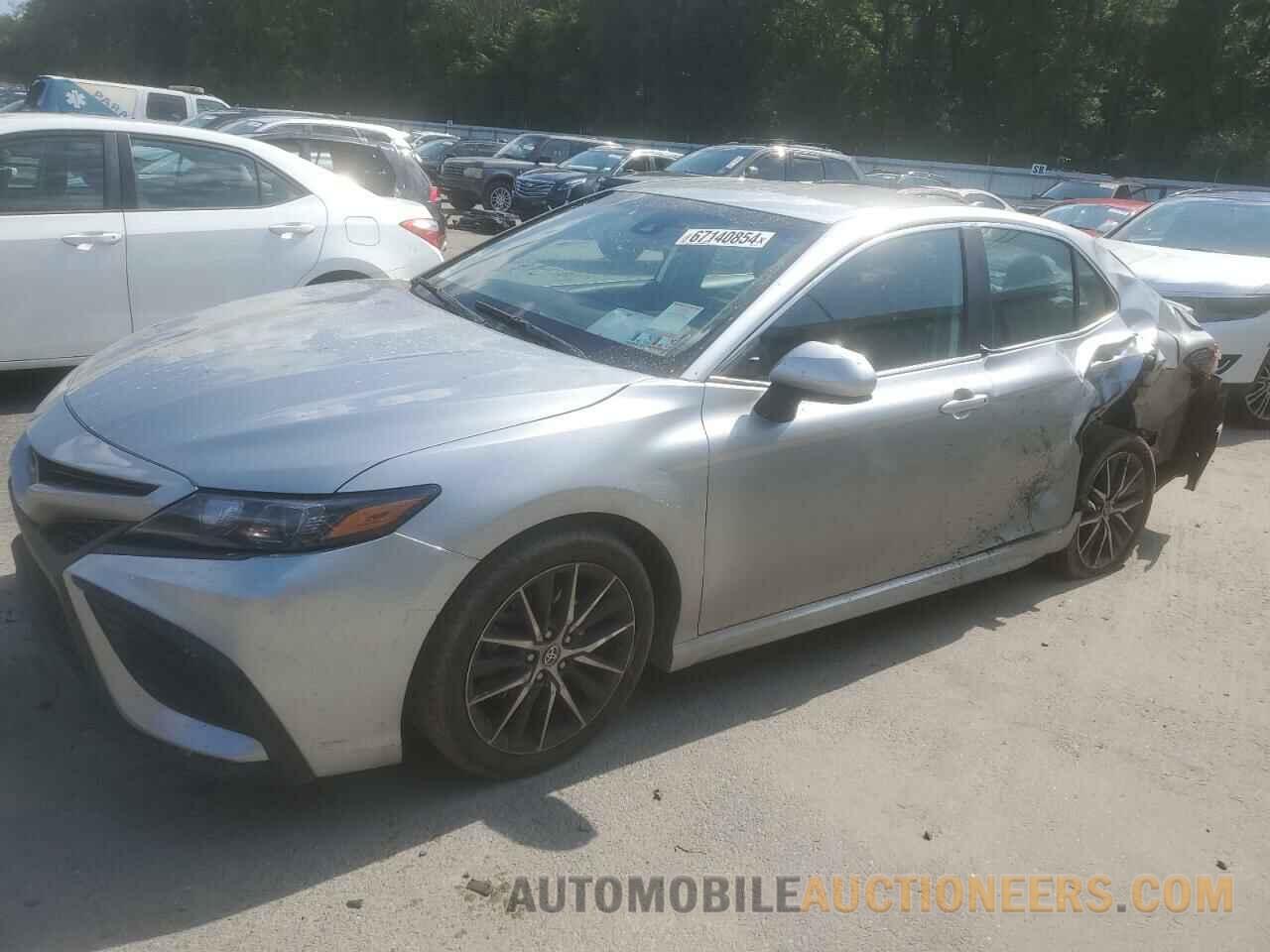 4T1G11AK5MU516396 TOYOTA CAMRY 2021