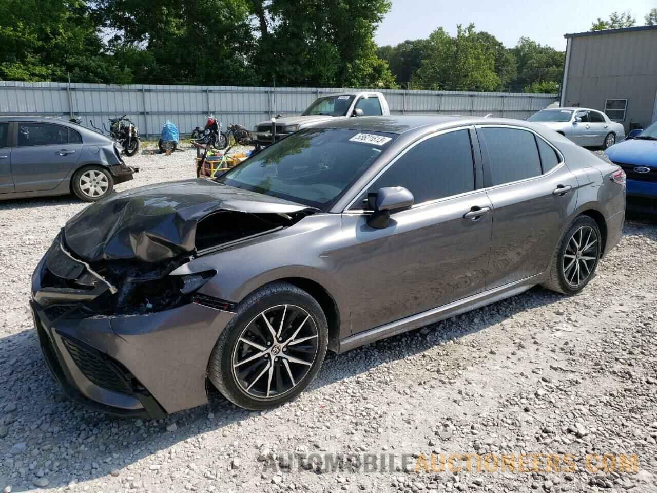 4T1G11AK5MU525440 TOYOTA CAMRY 2021